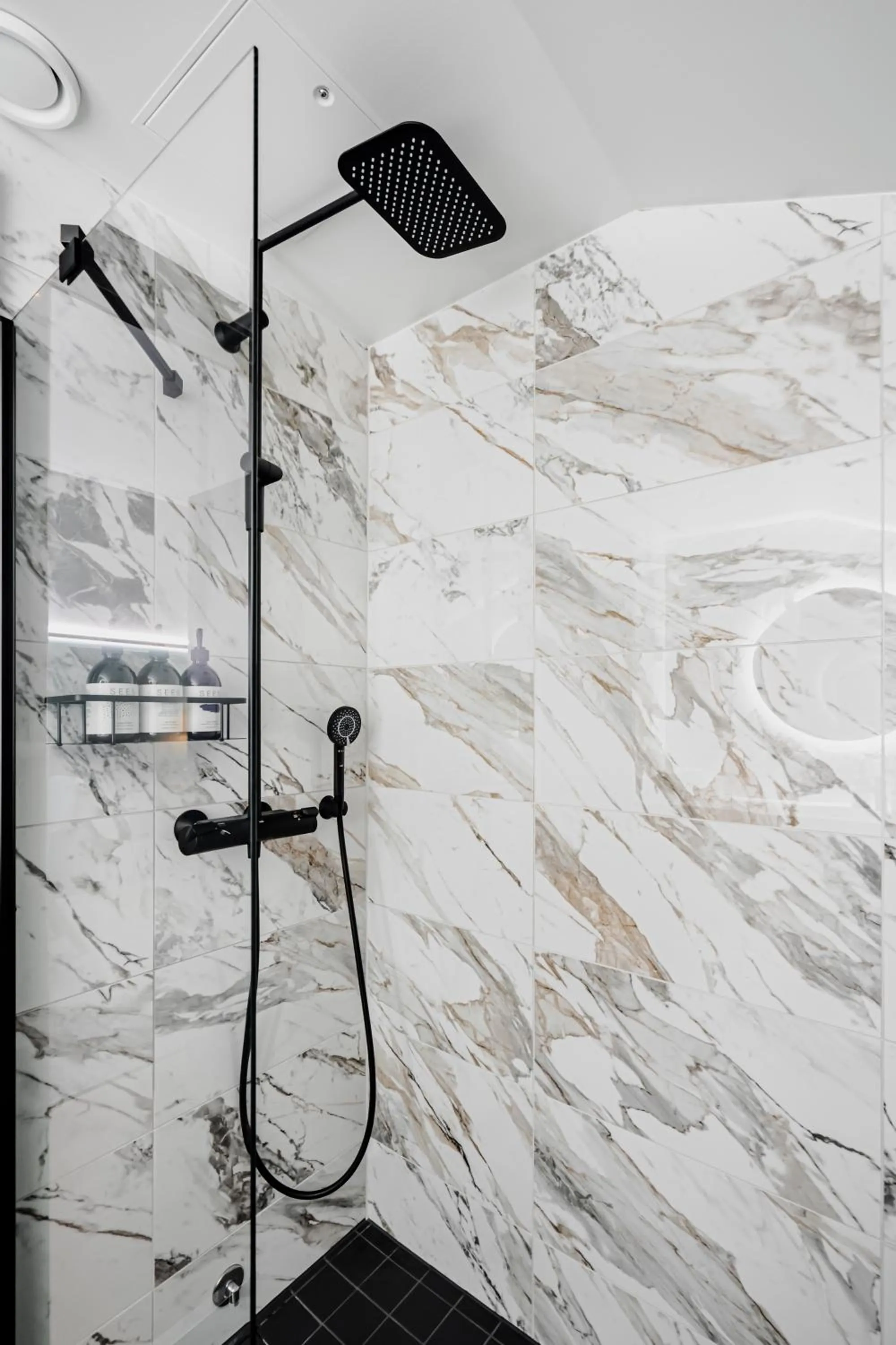 Bathroom in Hotel Kakola