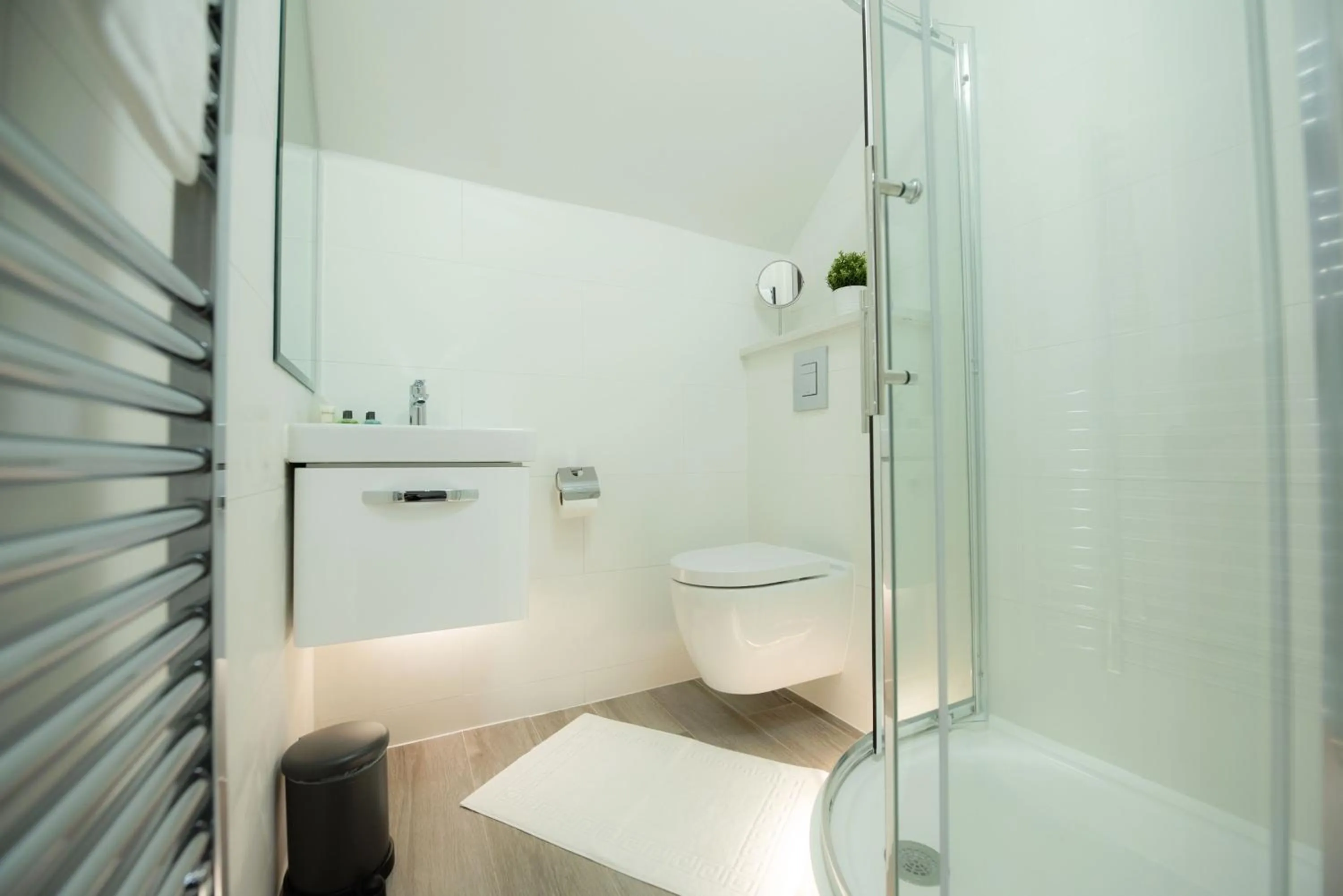 Bathroom in Laurel House