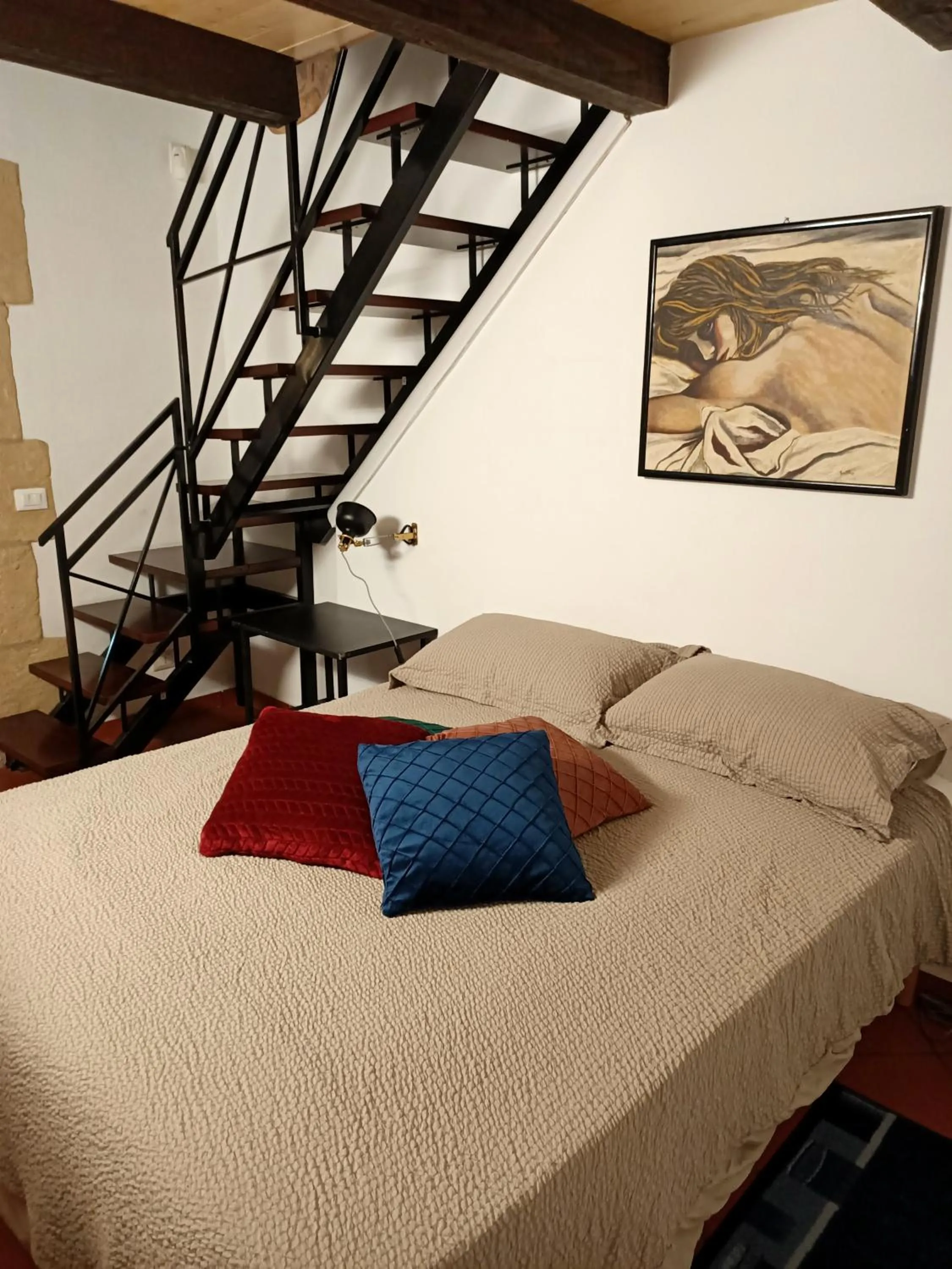 Photo of the whole room, Bed in Mix&Match