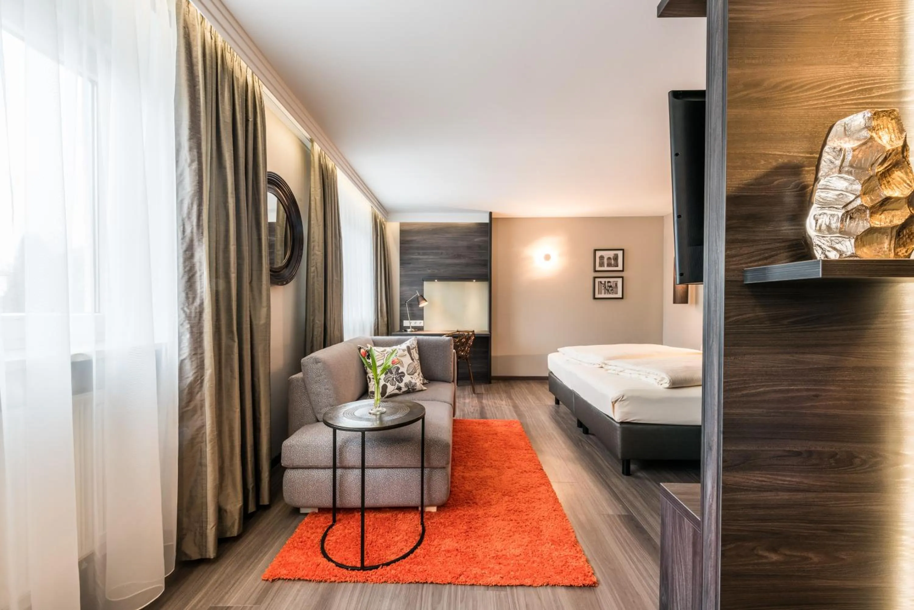 Decorative detail, Bed in Hotel Säntis