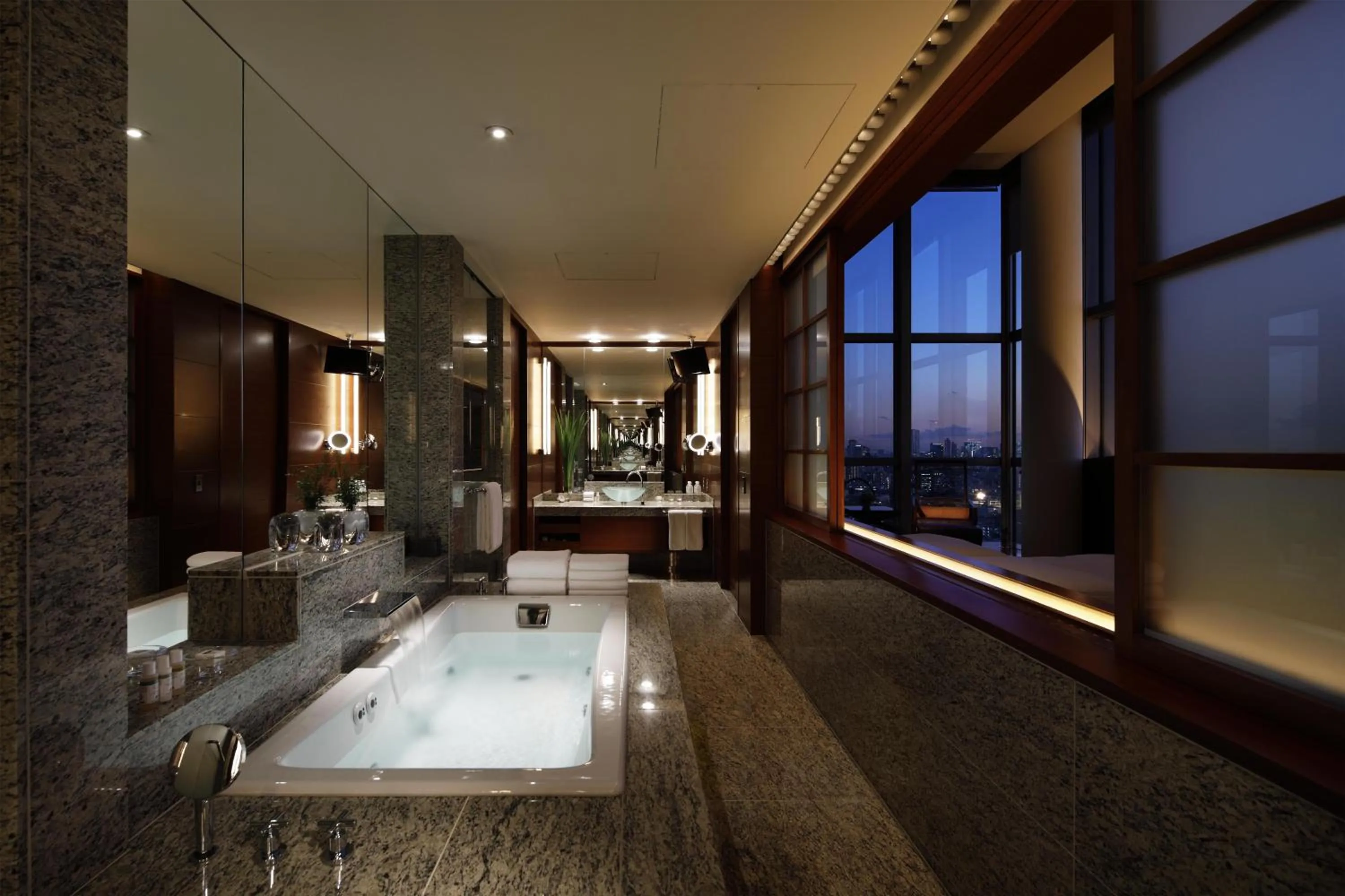 Bathroom in Grand Hyatt Tokyo