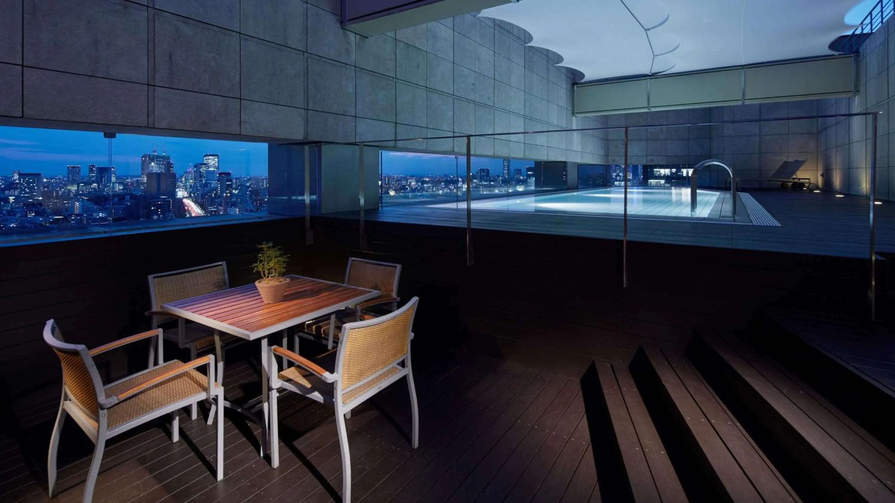 Photo of the whole room in Grand Hyatt Tokyo