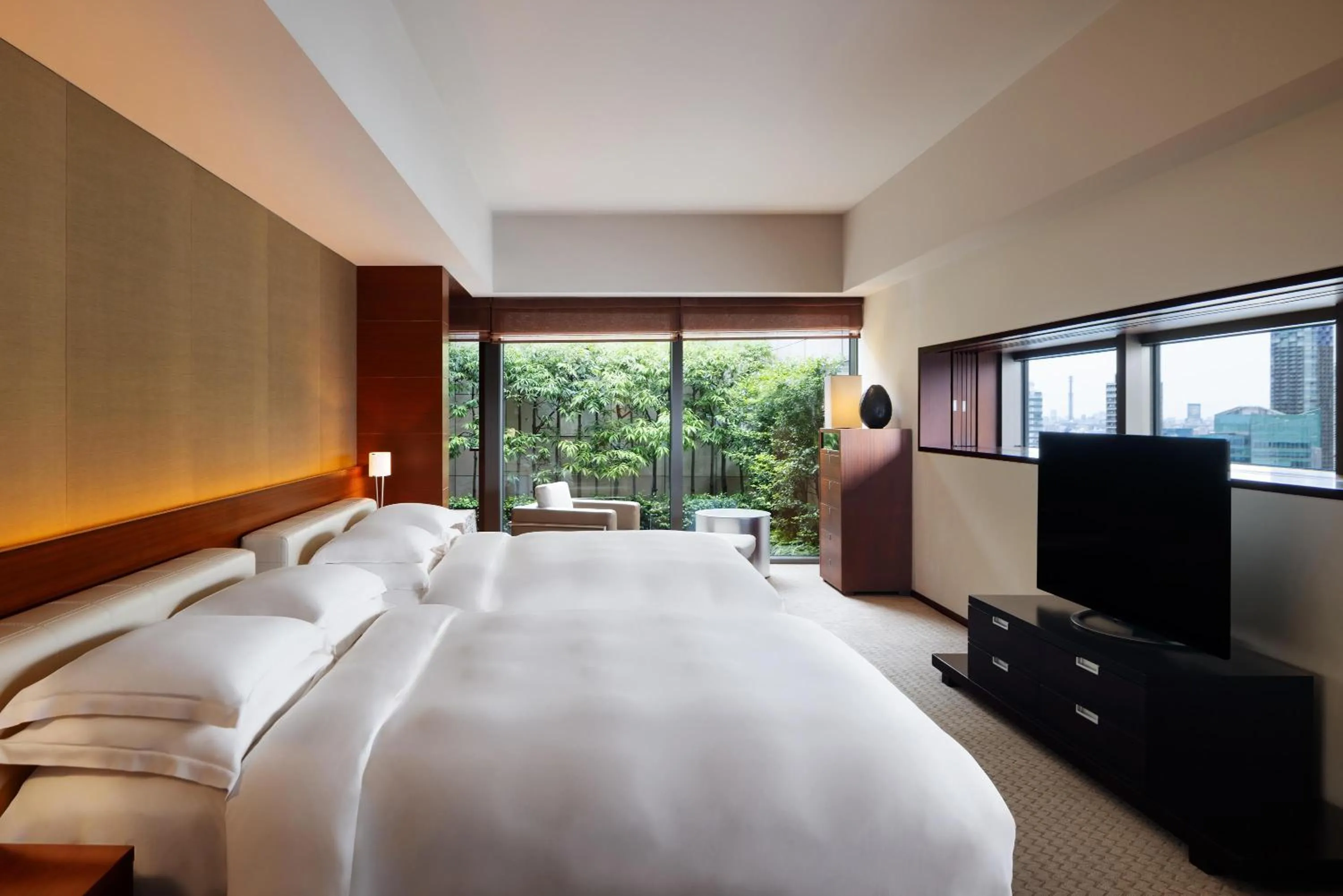 Bedroom, Bed in Grand Hyatt Tokyo