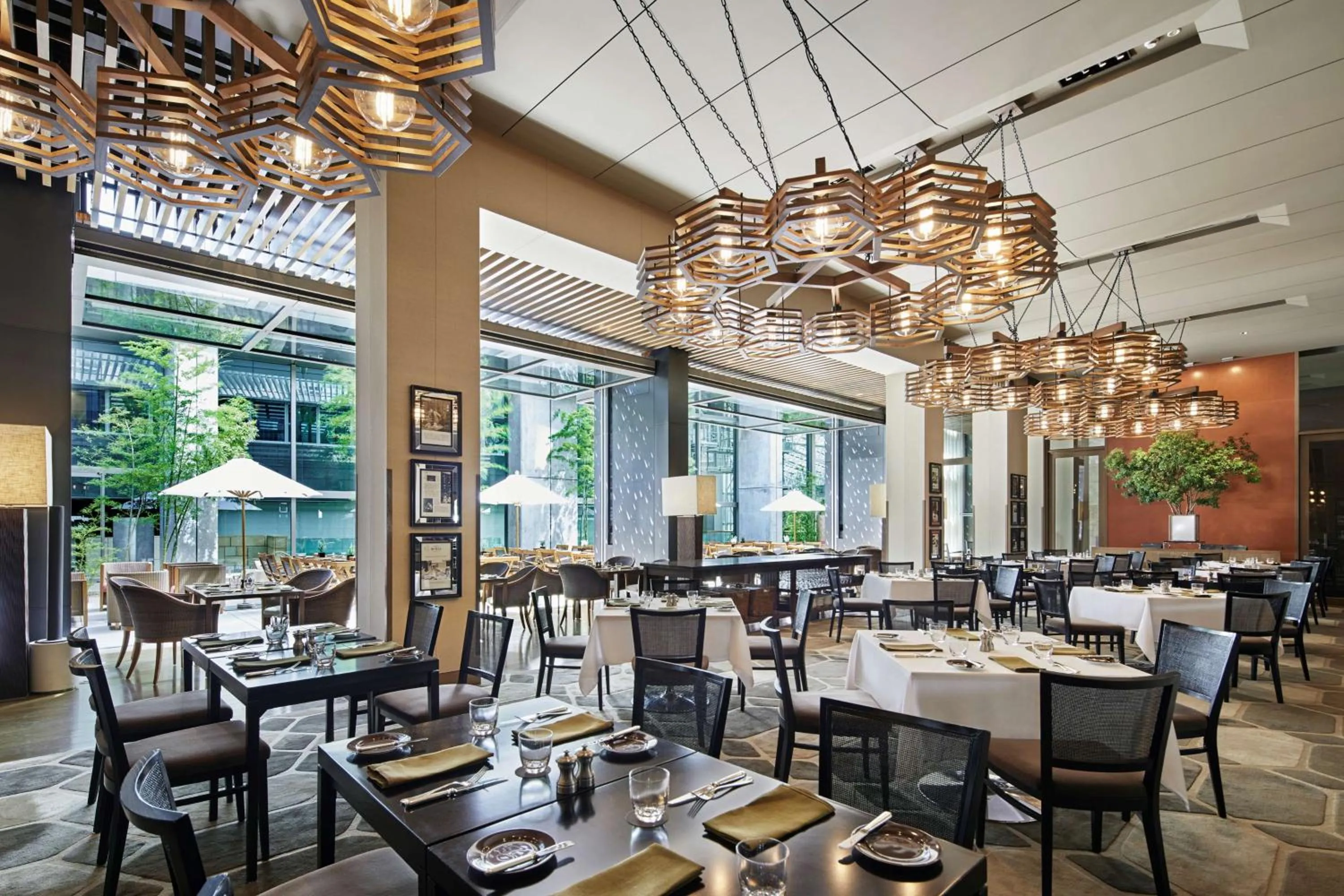 Restaurant/places to eat in Grand Hyatt Tokyo