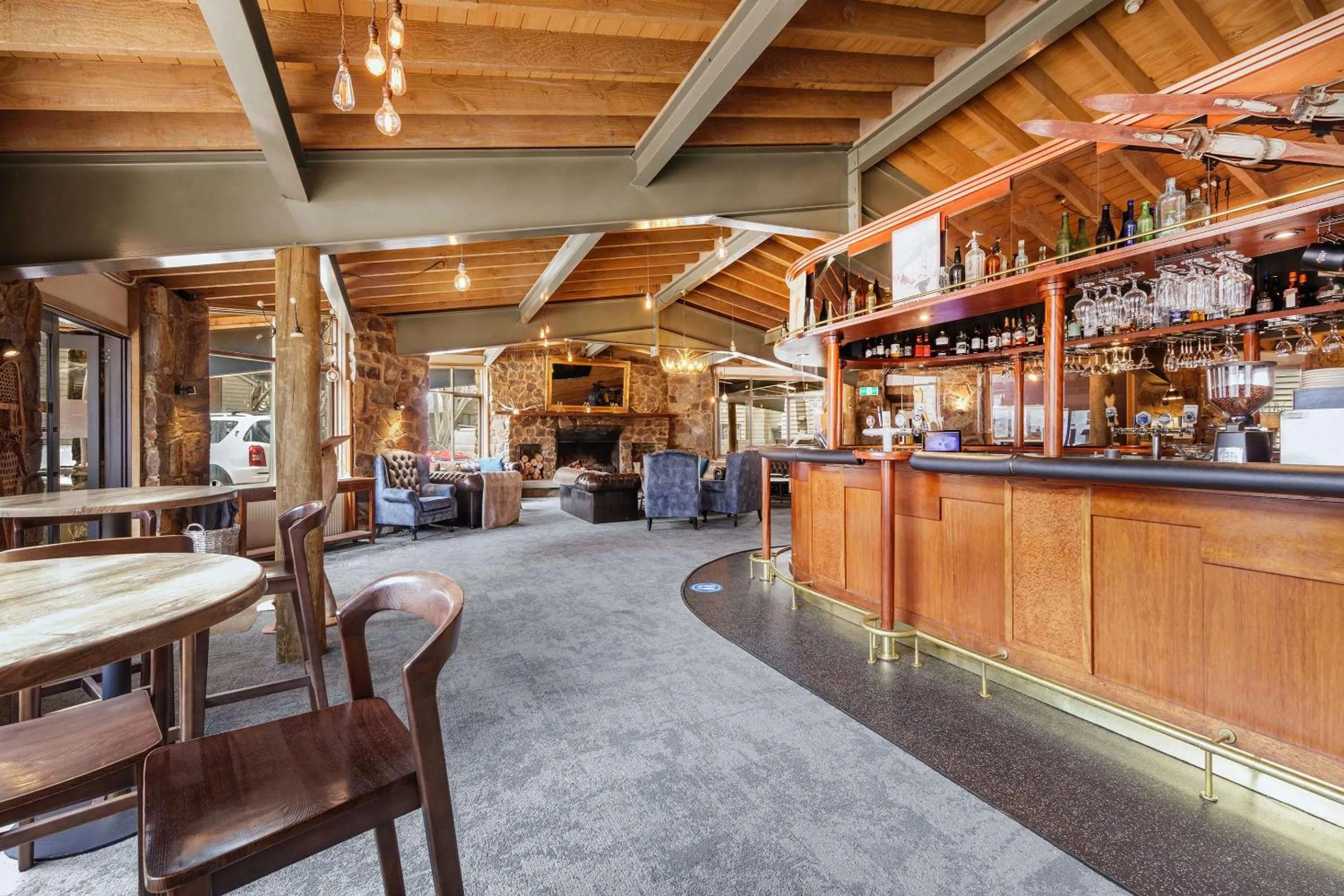 Lobby or reception in Club Wyndham Dinner Plain, Trademark Collection by Wyndham