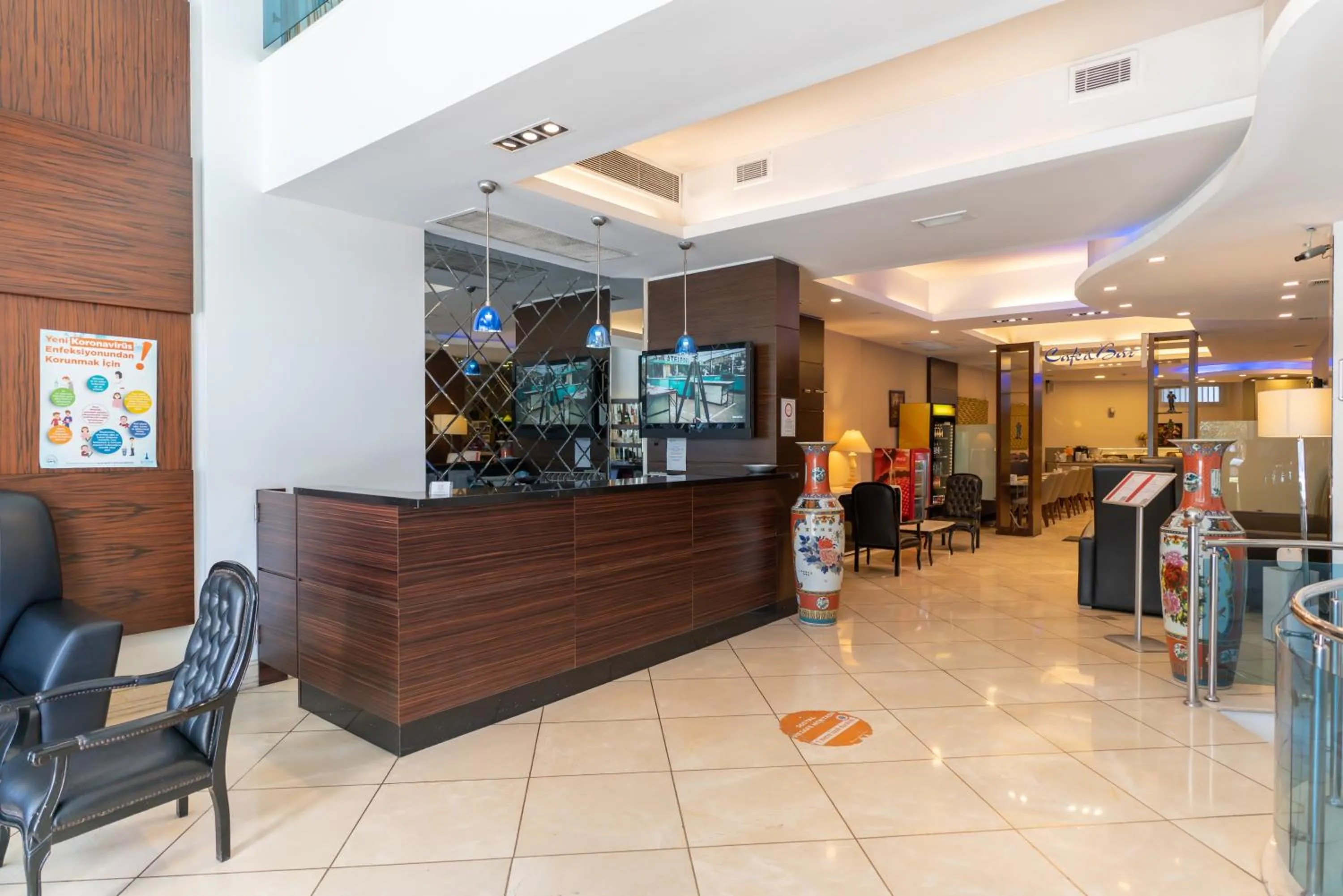 Lobby or reception in Izmir Comfort