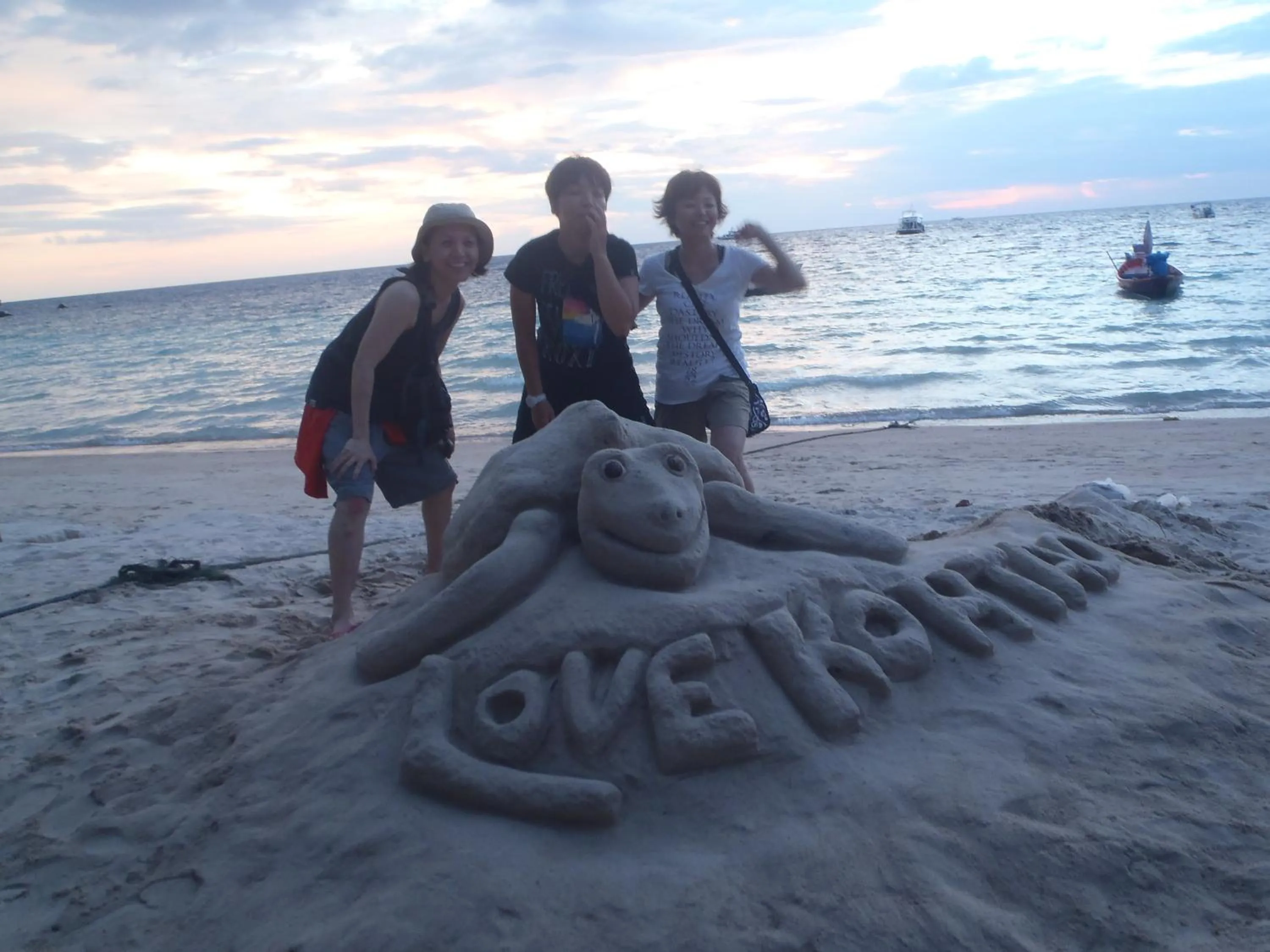 Beach in AC 2 Resort