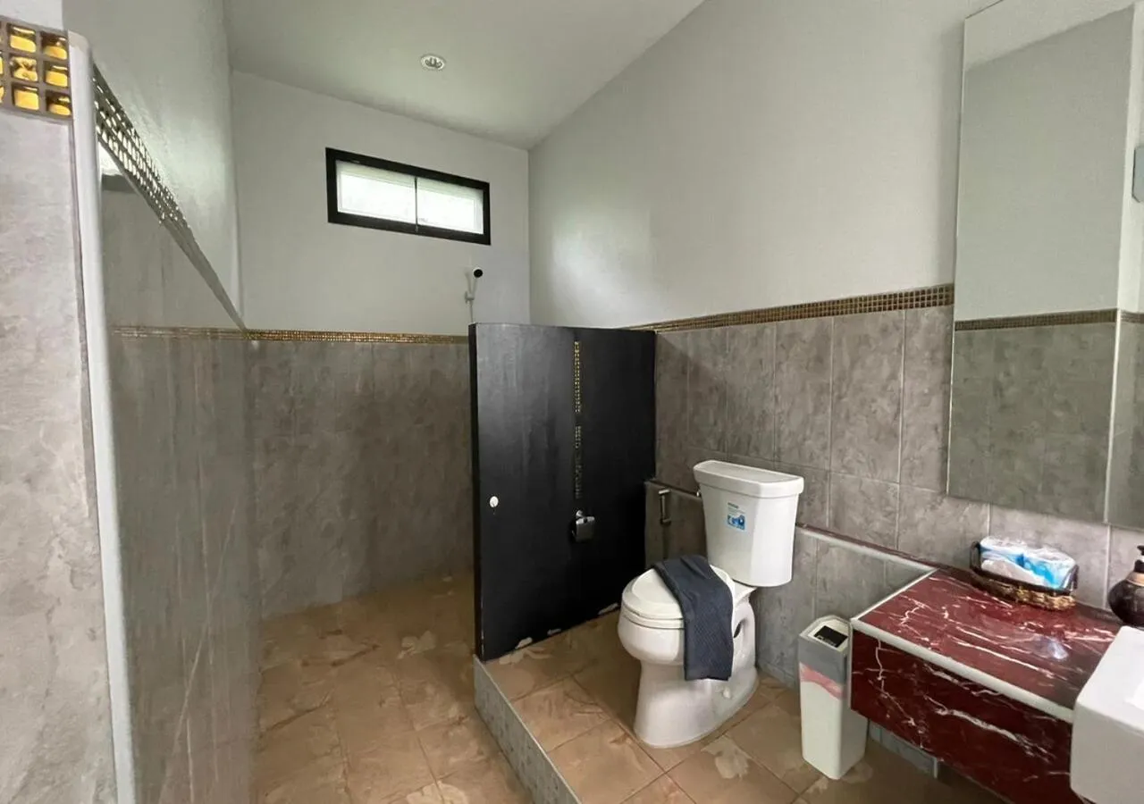 Bathroom in AC 2 Resort