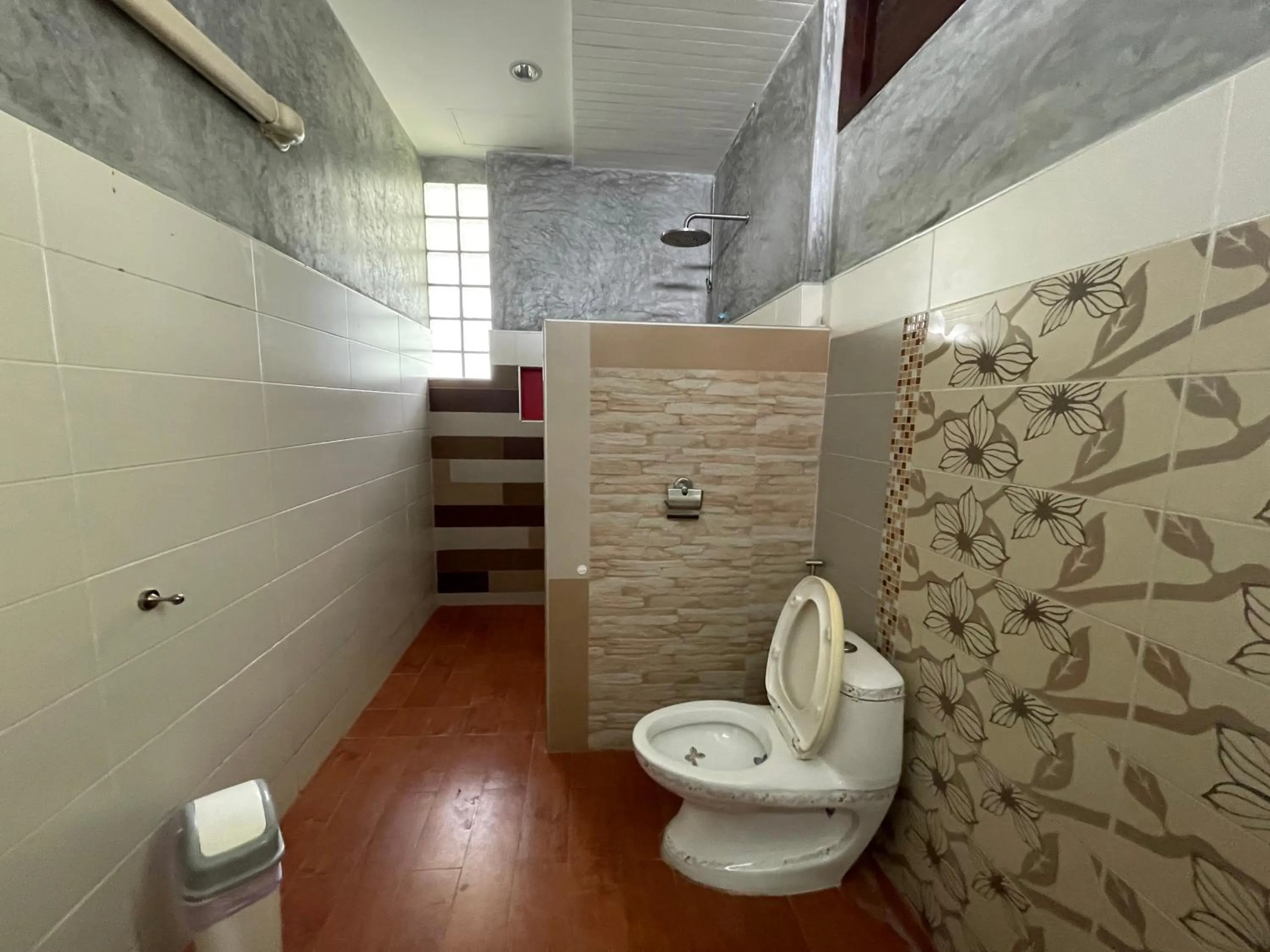 Bathroom in AC 2 Resort