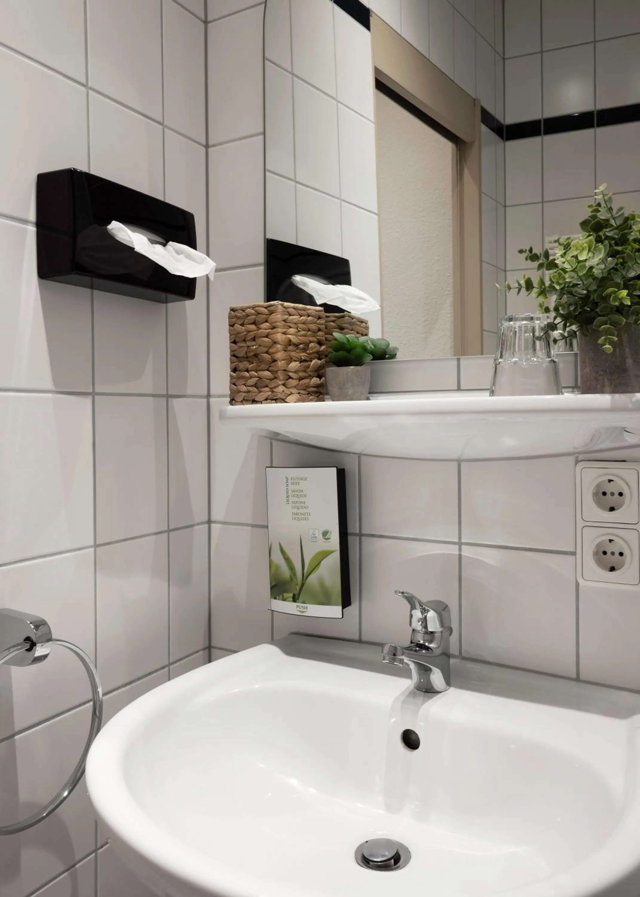 Bathroom in Hotel Mercedes City