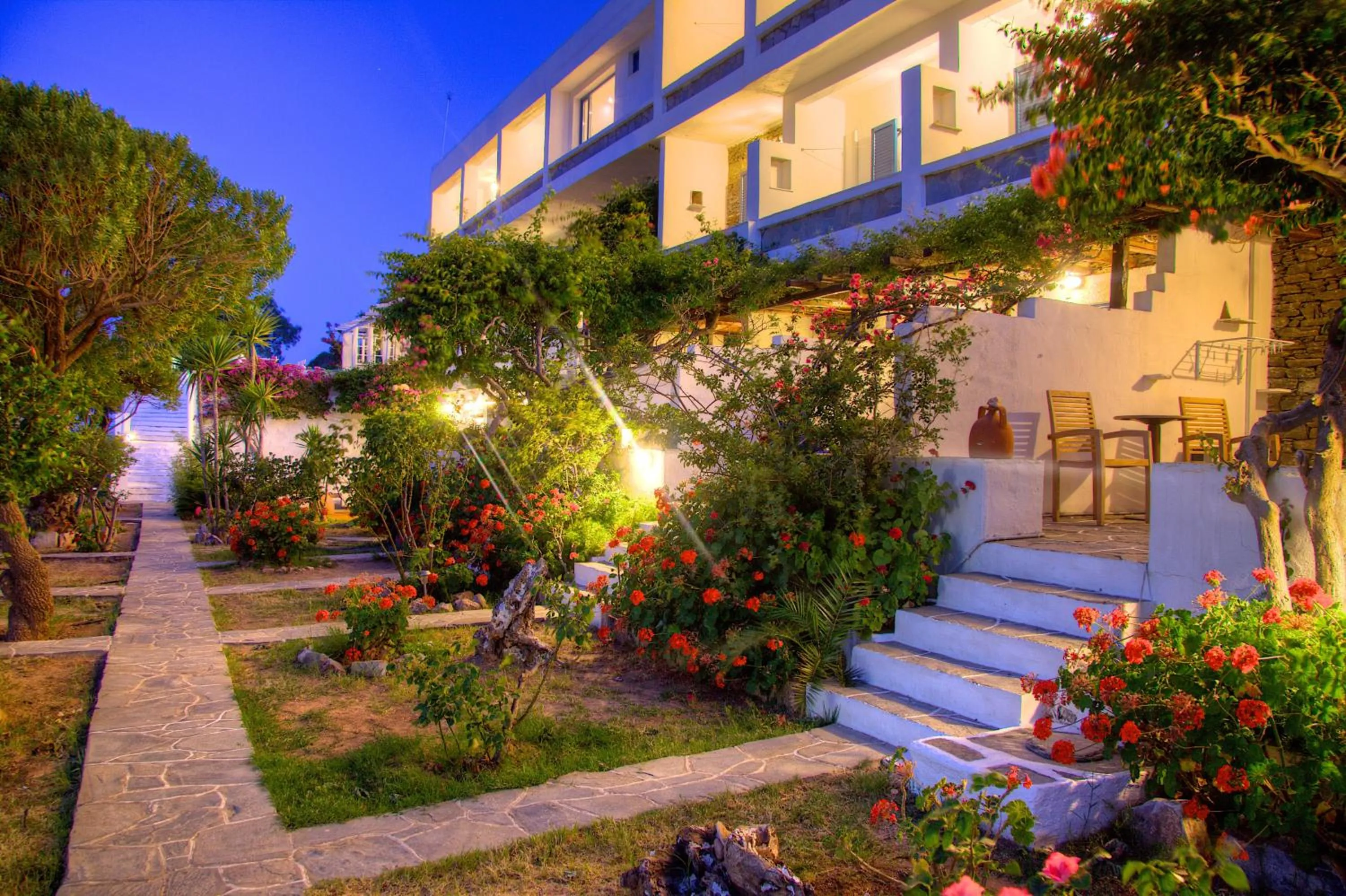 Garden in Platys Gialos Hotel Sifnos