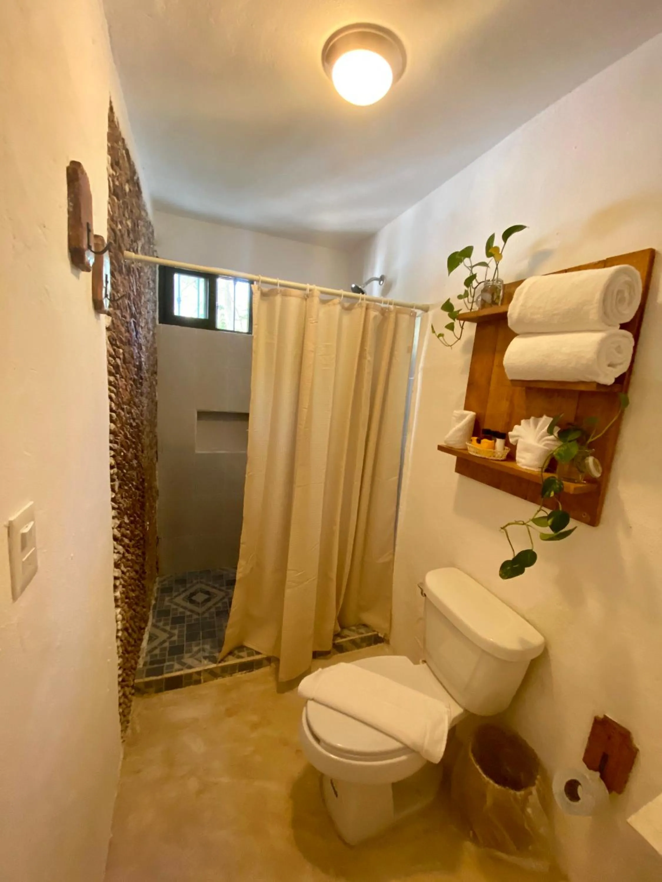 Bathroom in MIO Cancún Hotel Boutique