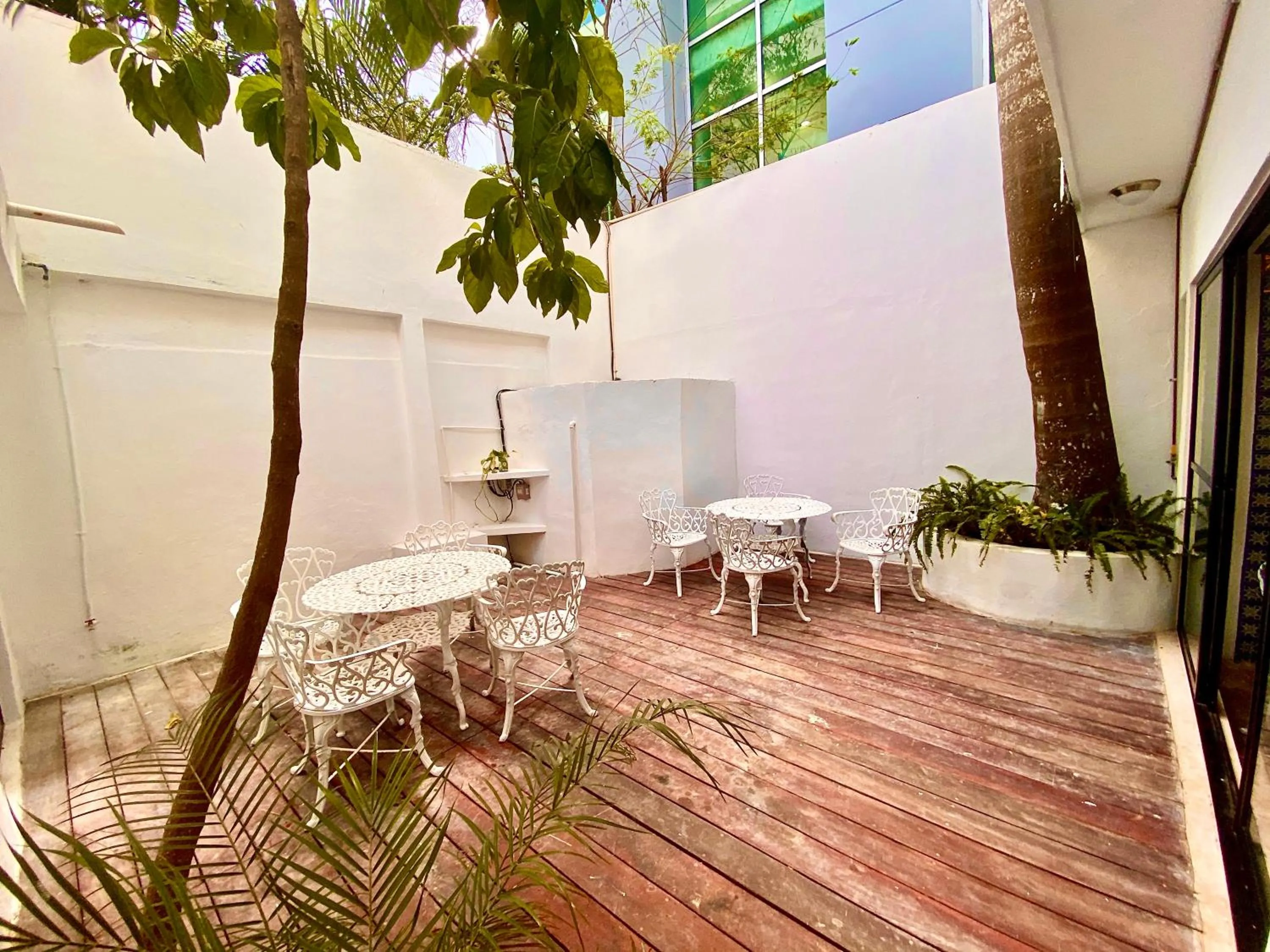 Patio in MIO Cancún Hotel Boutique