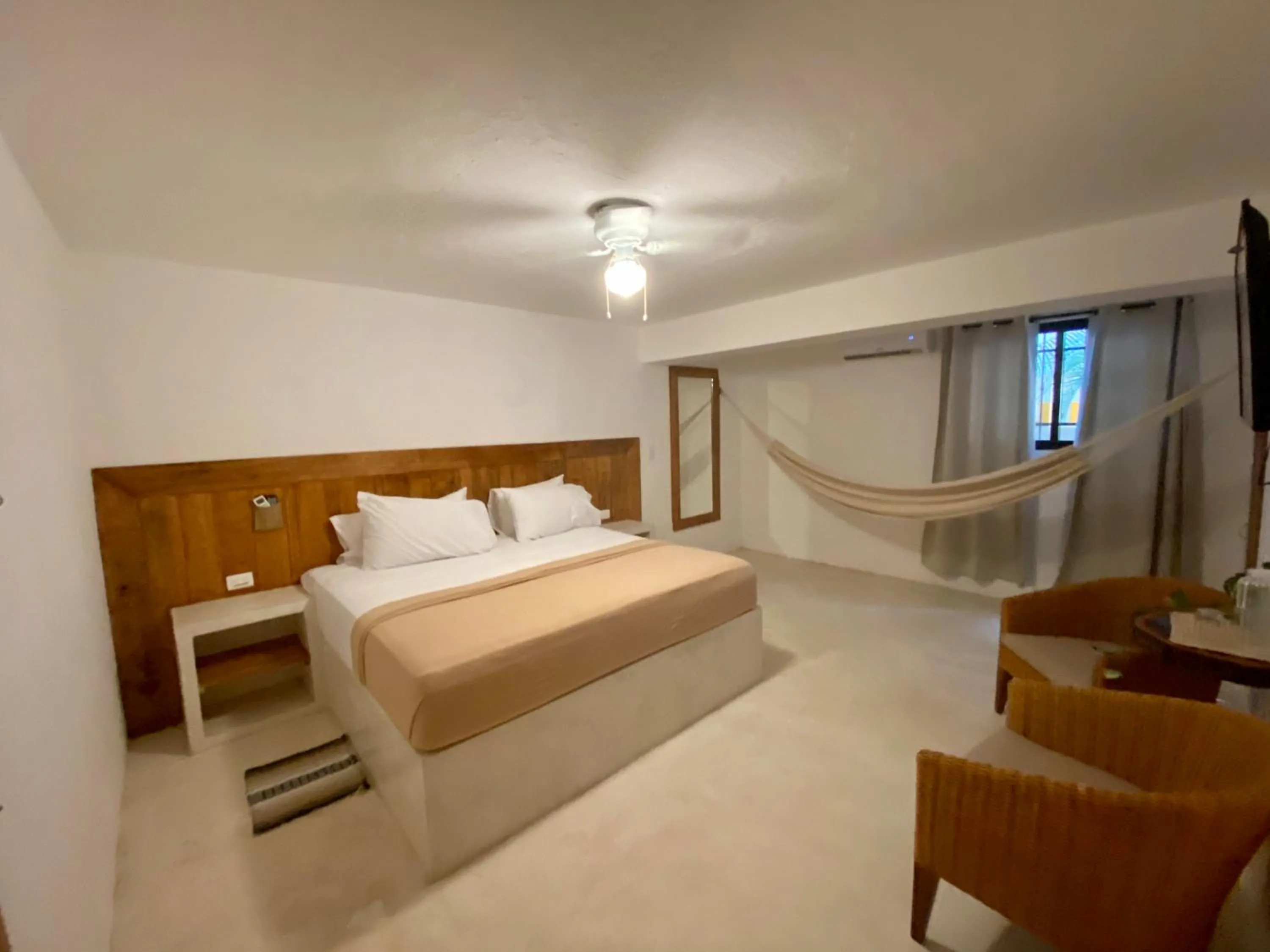 Bedroom, Bed in MIO Cancún Hotel Boutique