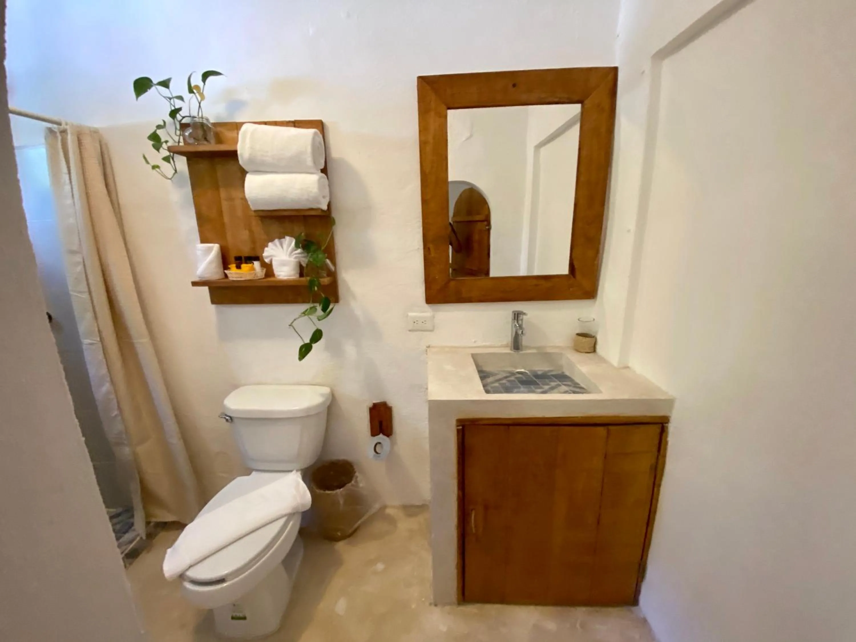 Bathroom in MIO Cancún Hotel Boutique