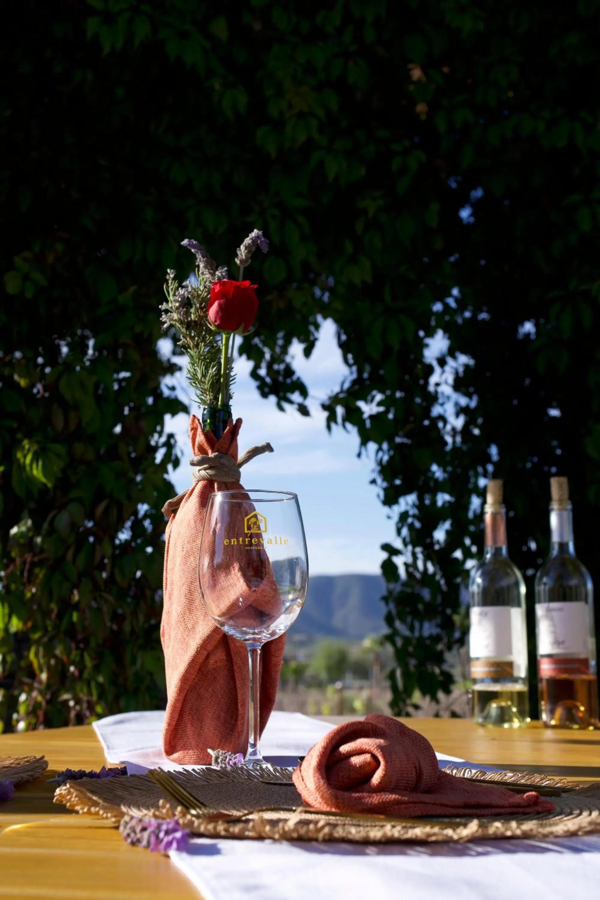 Restaurant/places to eat in Entrevalle Hotel Boutique