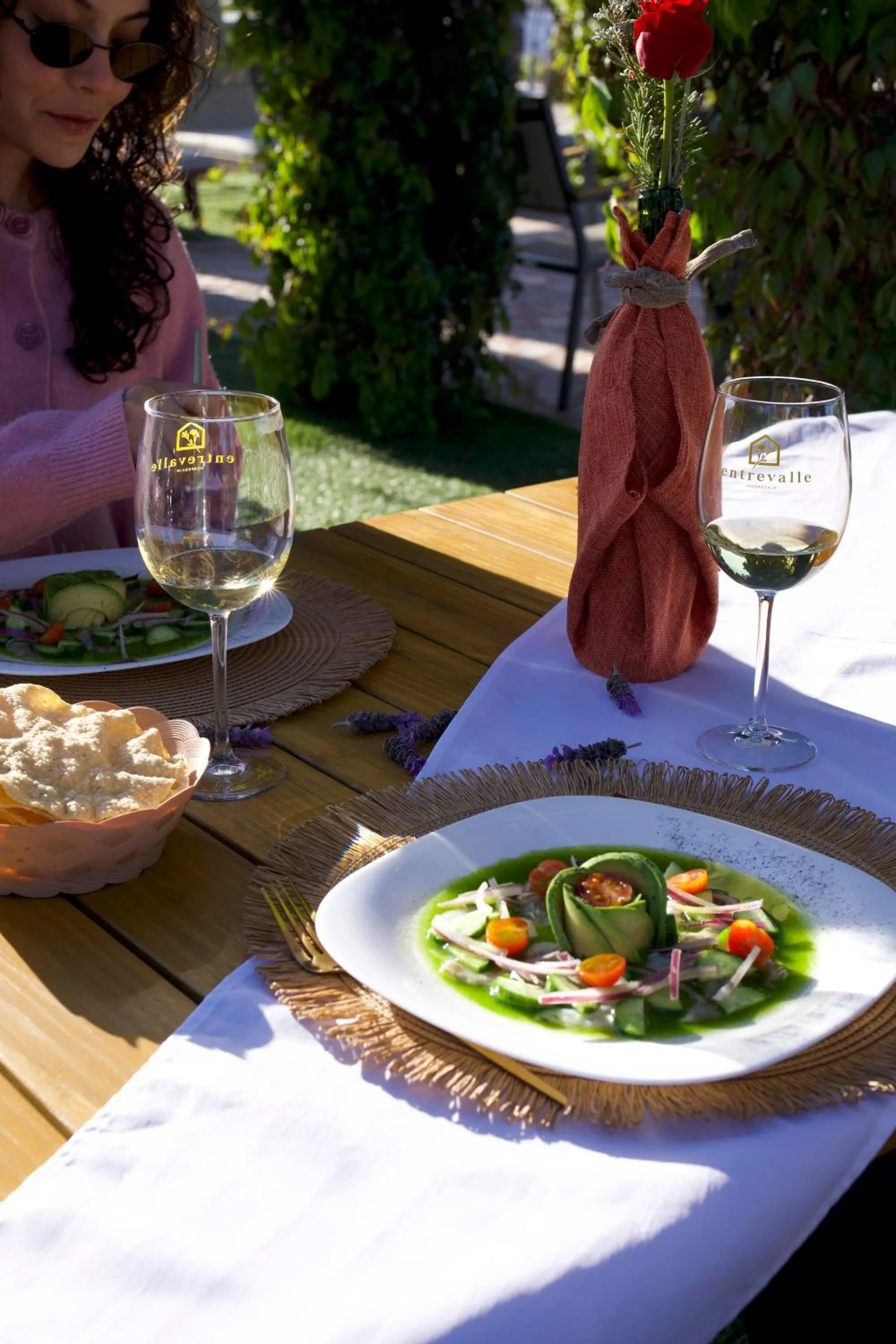 Restaurant/places to eat in Entrevalle Hotel Boutique