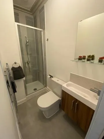 Bentley House with en-suites