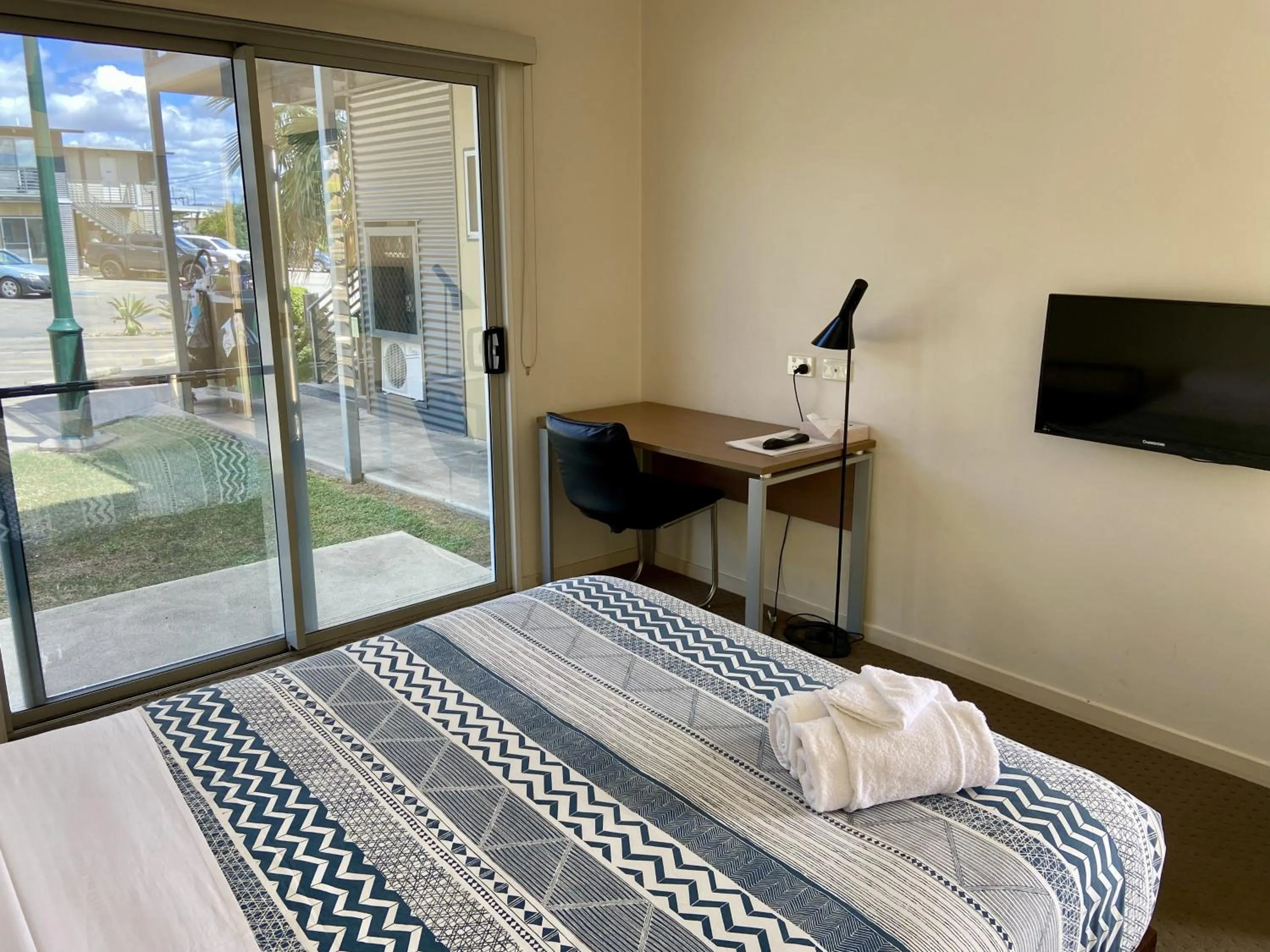 Bed in Black Rock Inn