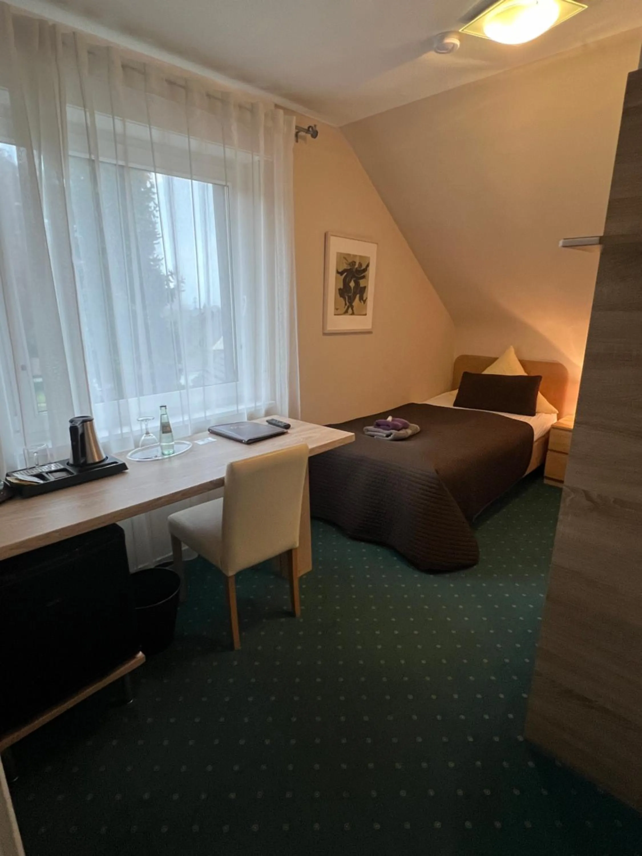 Bed in Hotel Sonnenhof