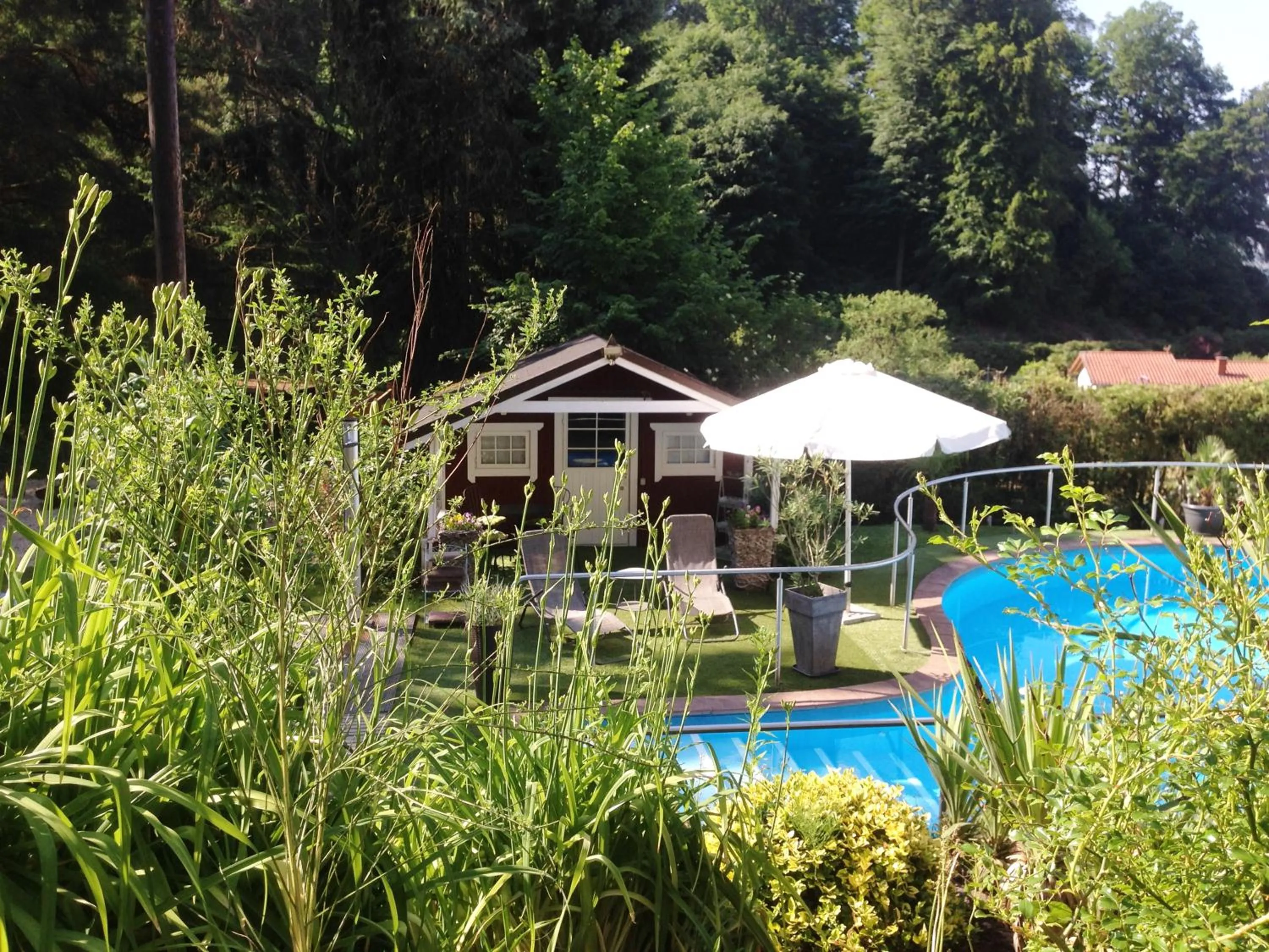Garden in Hotel Sonnenhof