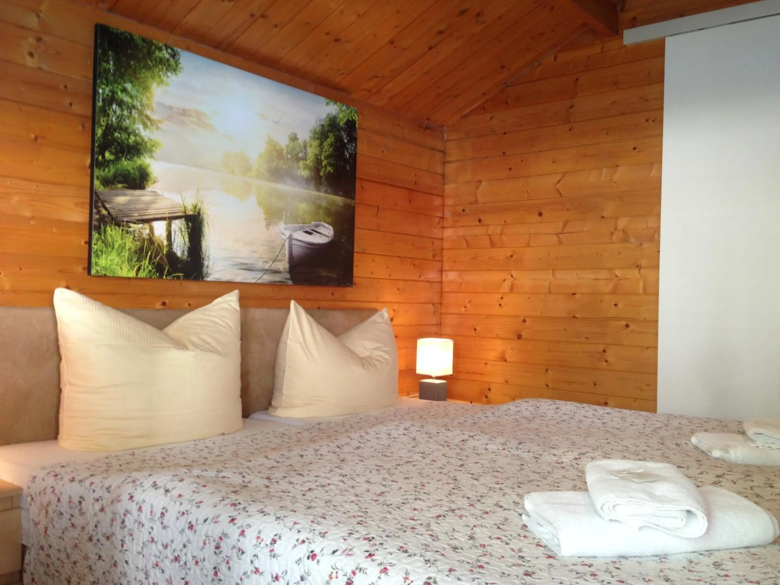 Photo of the whole room, Bed in Hotel Sonnenhof