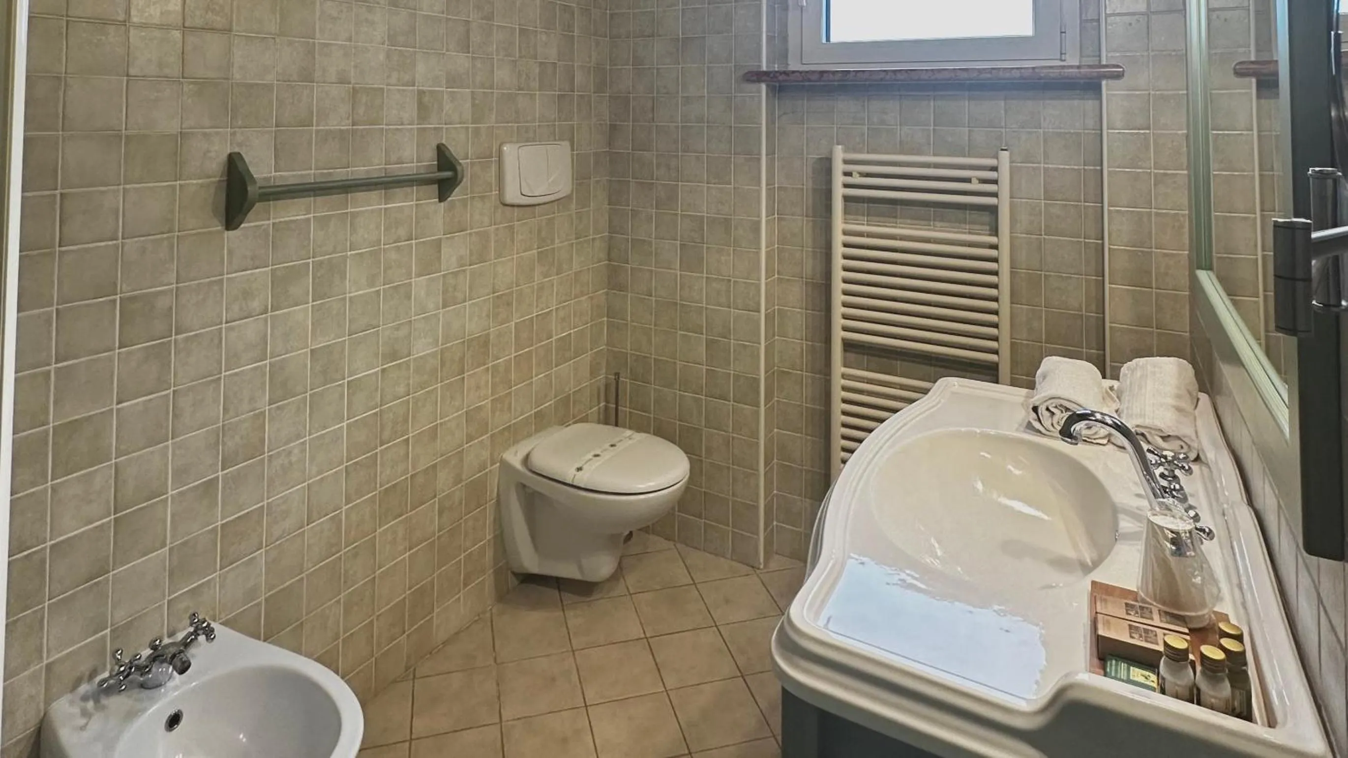 Bathroom in Locanda Arizona