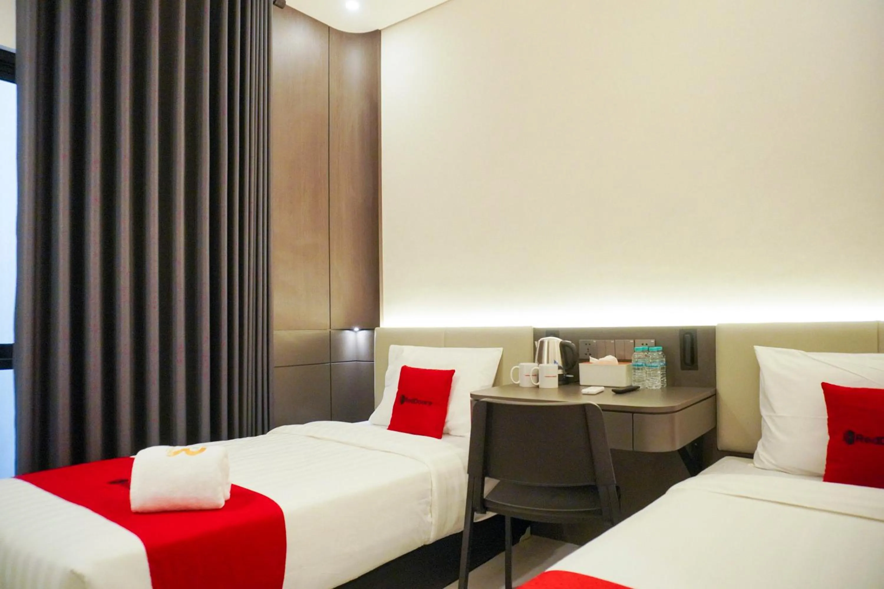 Bedroom, Bed in RedDoorz Plus @ Terban Residence