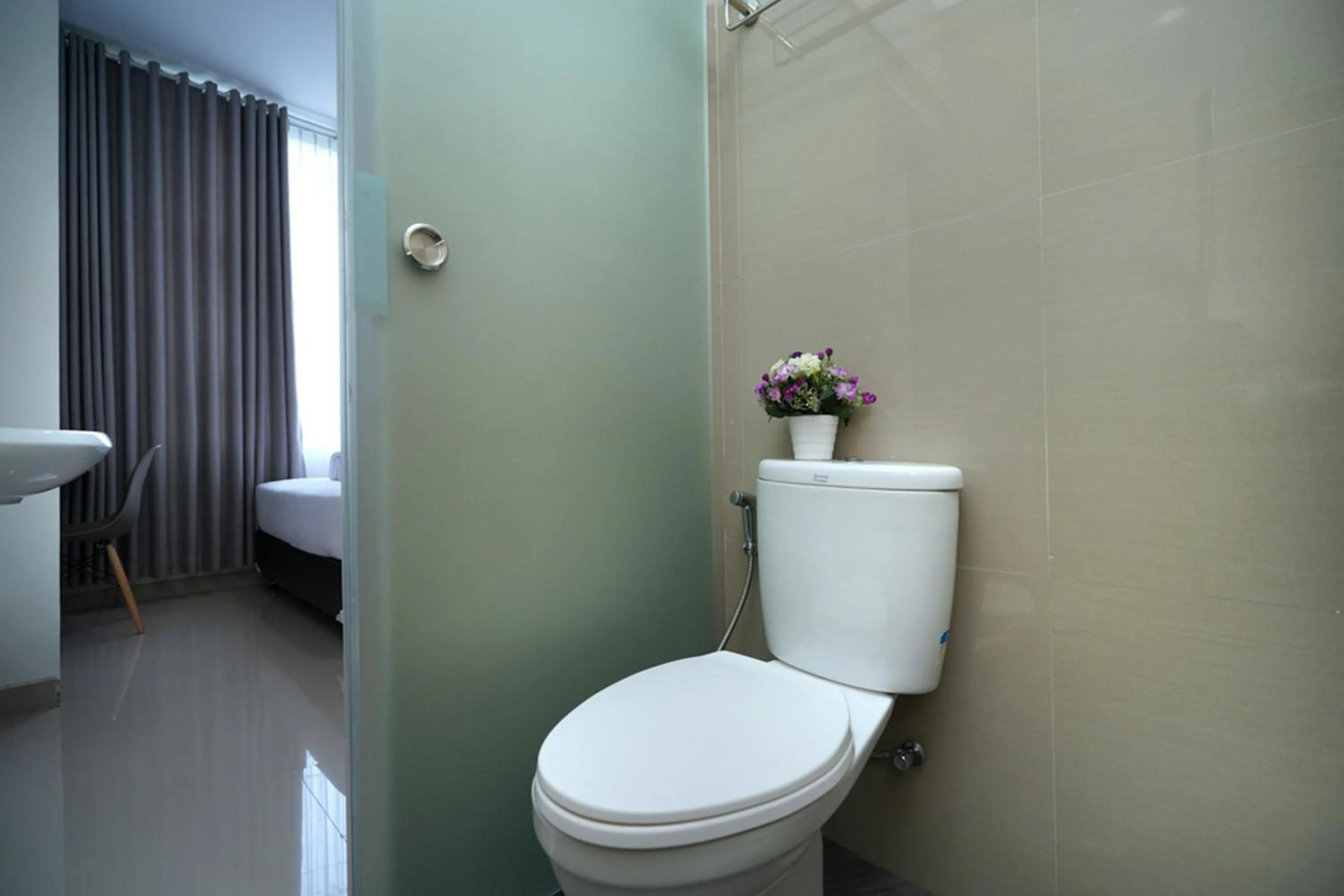 Bathroom in RedDoorz Plus @ Terban Residence