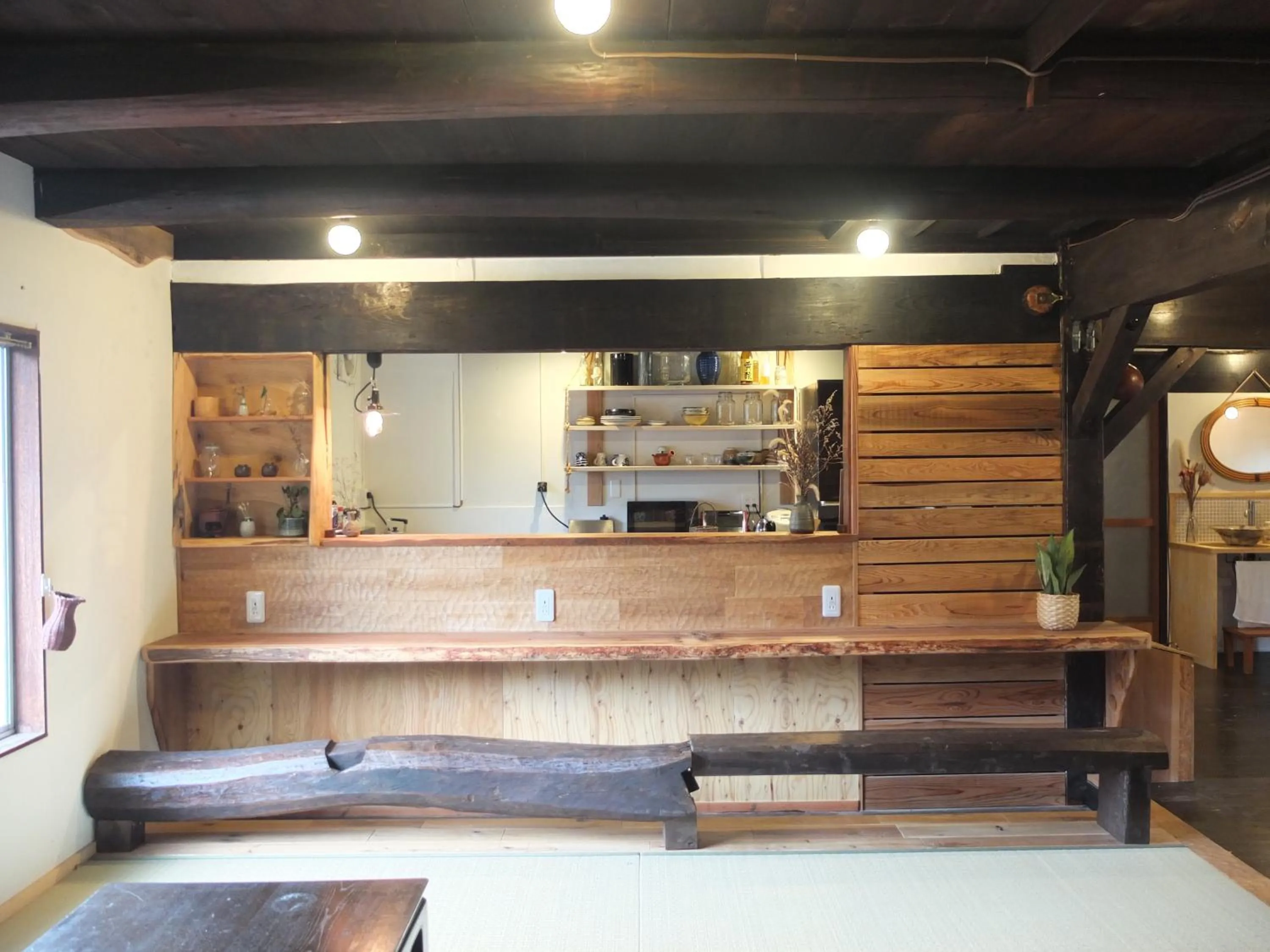 Kitchen or kitchenette in YOMOGI GUESTHOUSE