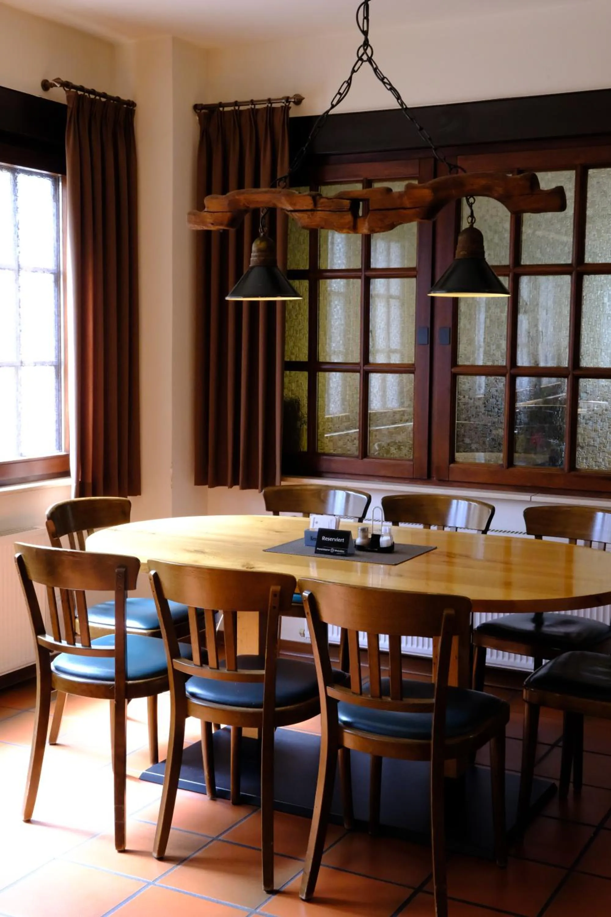 Restaurant/places to eat in Hotel Burgklause