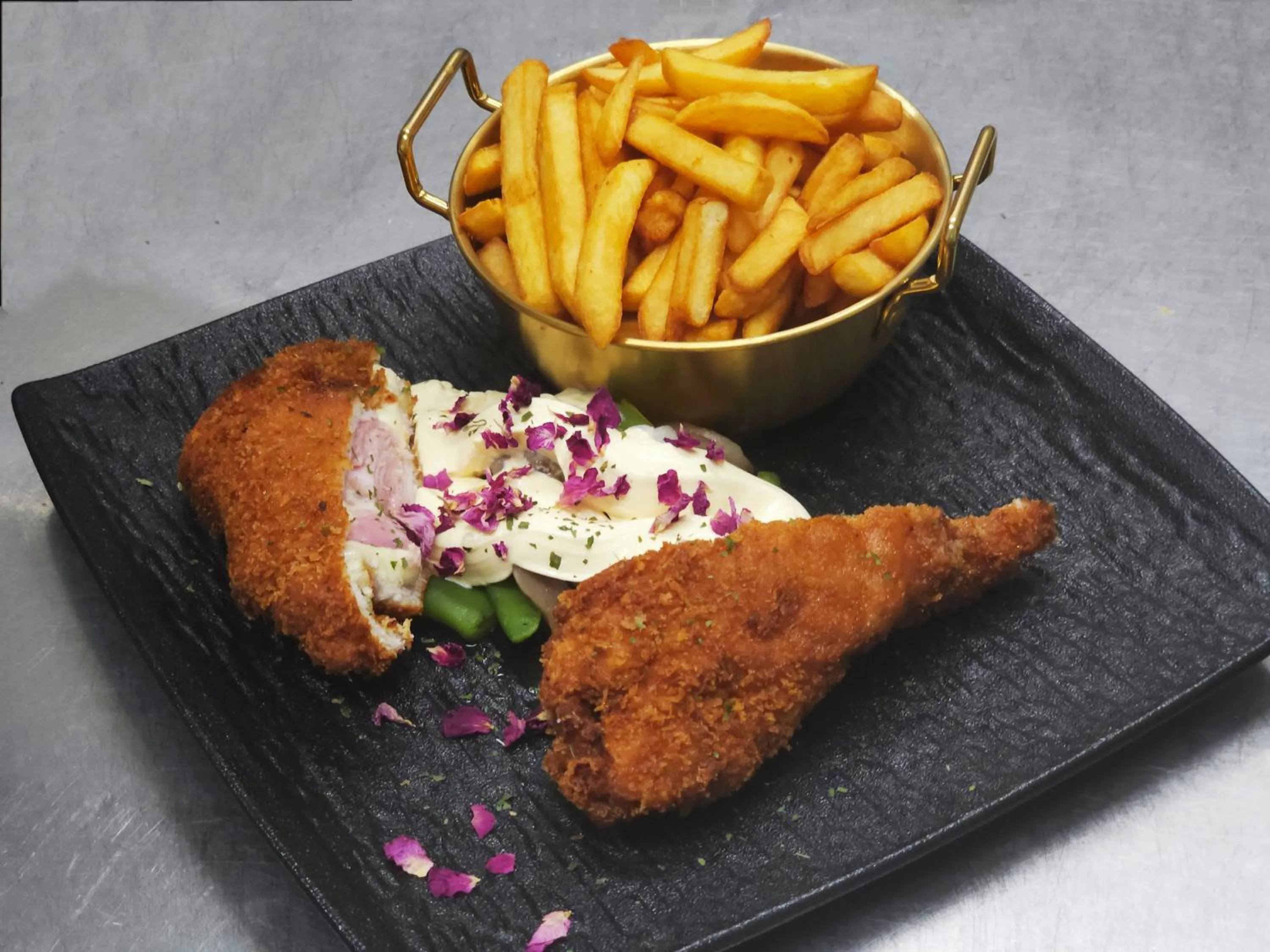 Food in Hotel Burgklause