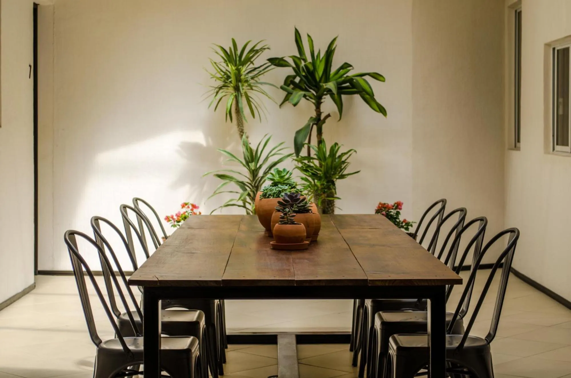 Dining area in Estacion Alameda