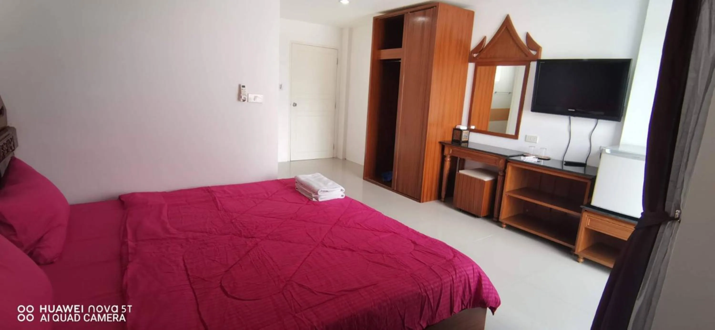 Decorative detail, Bed in Sure Guesthouse