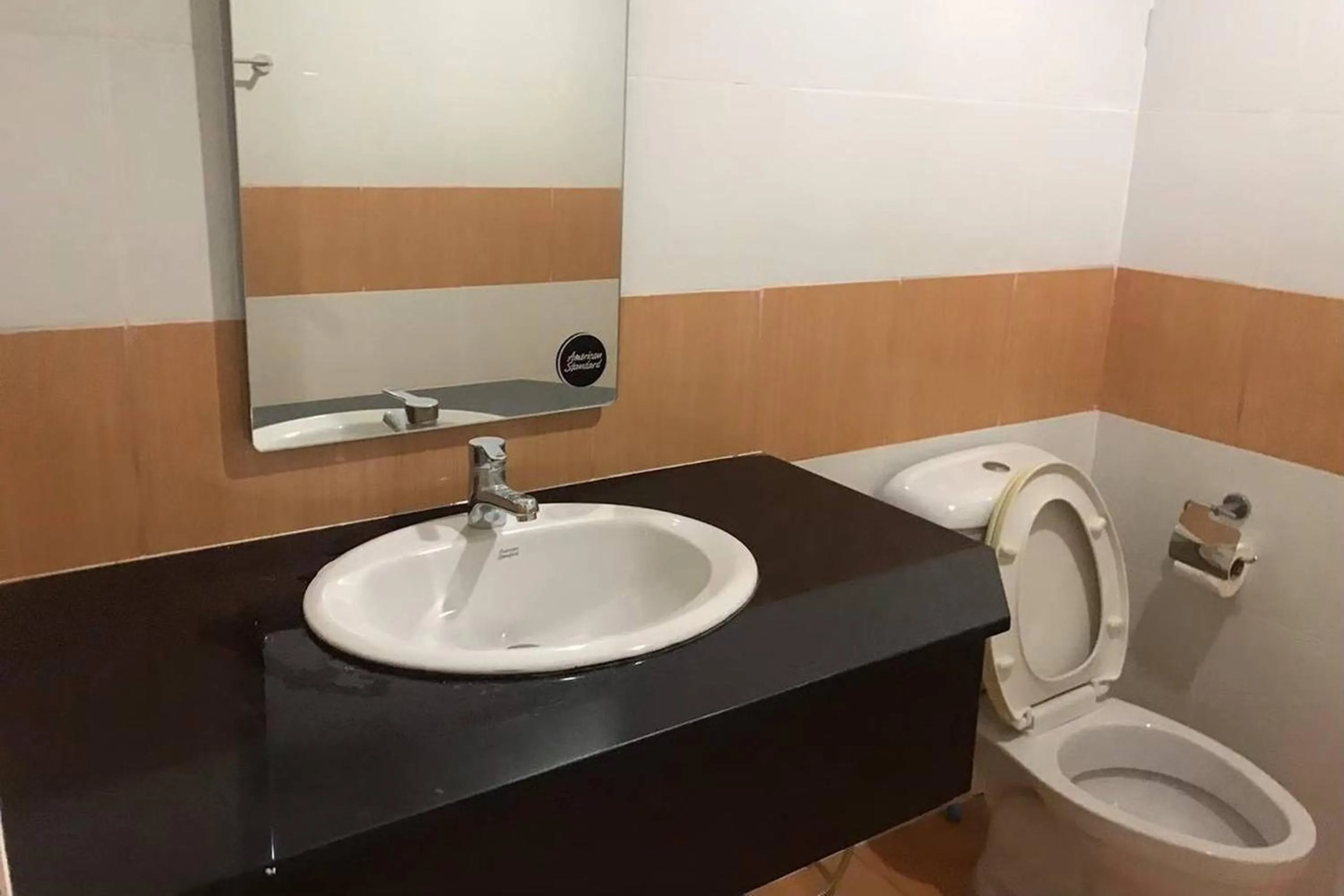 Bathroom in Sure Guesthouse