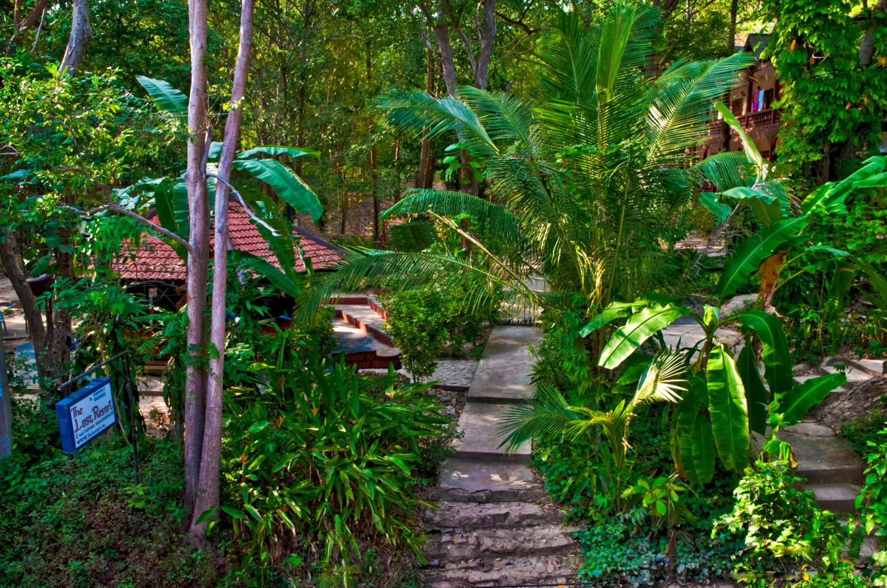 Facade/entrance in The Lost Resort