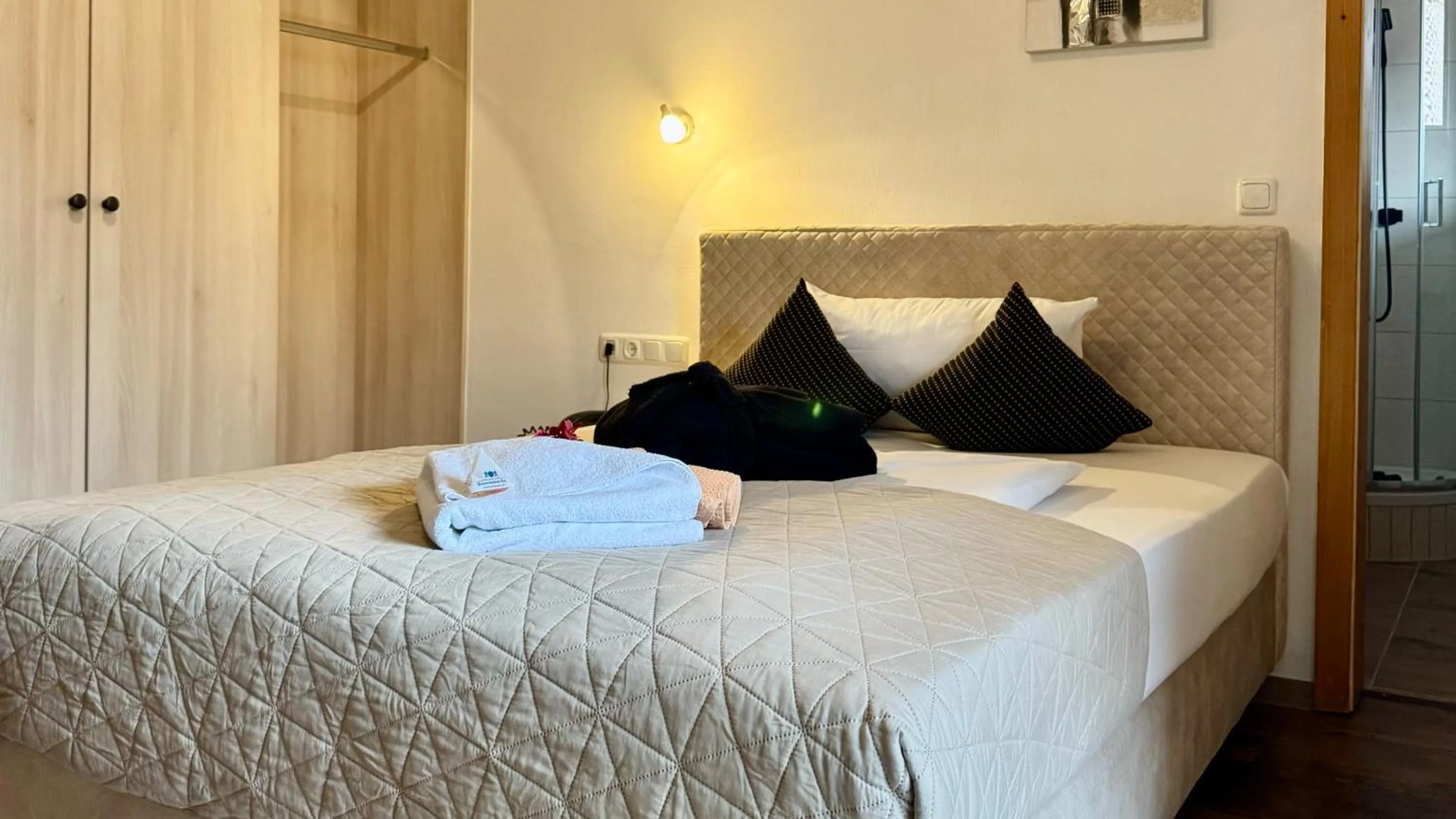 Photo of the whole room, Bed in Wellness Hotel Bayerischer Hof