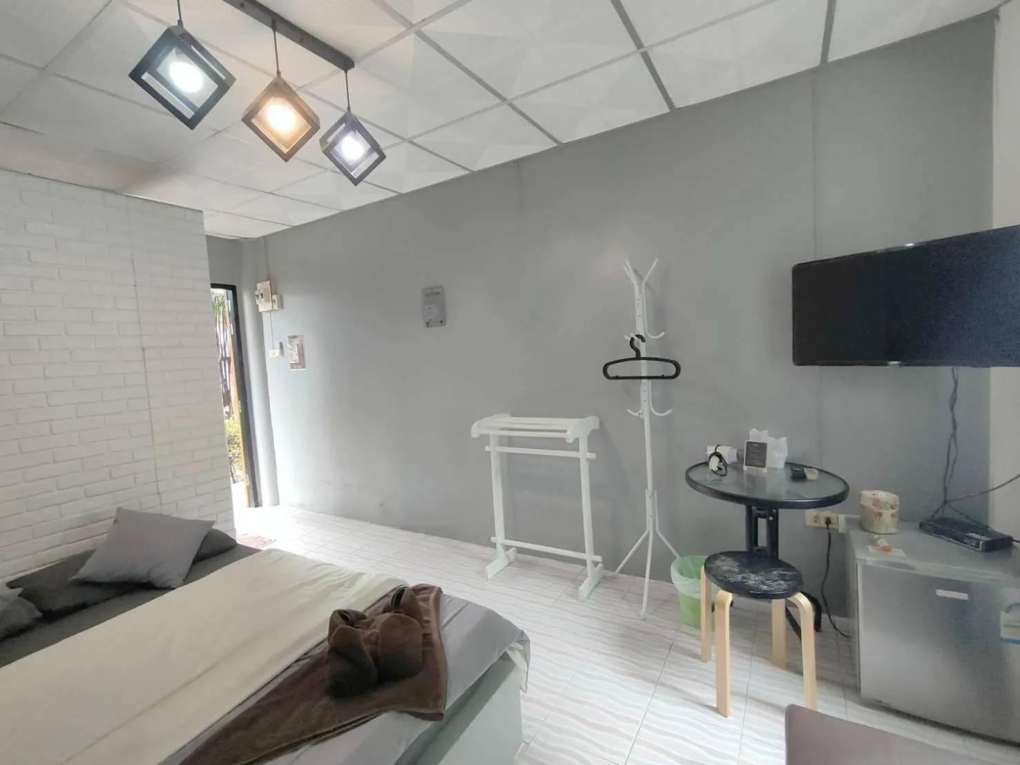 Bed in I-Talay Zone Sea