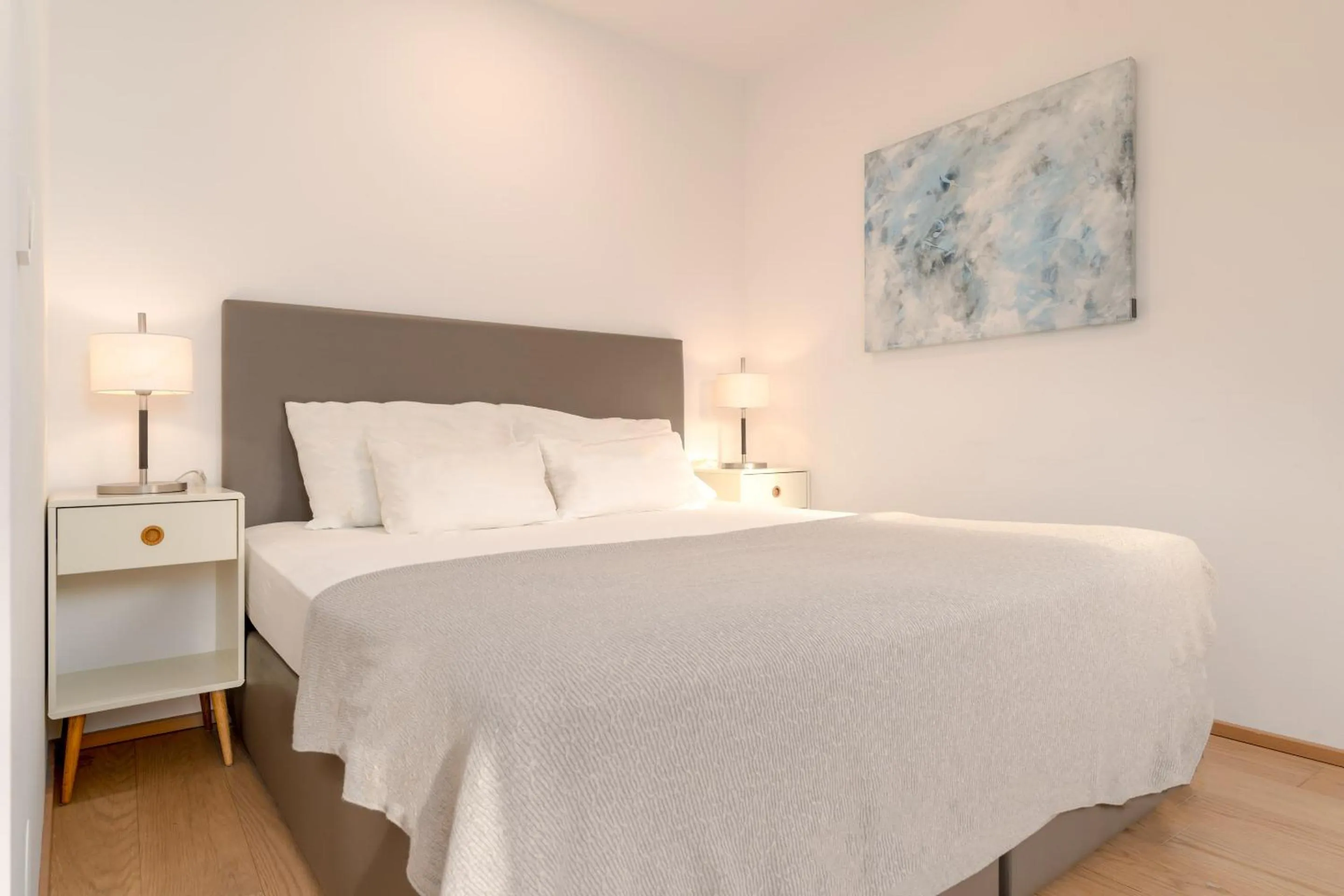 Bed in ARGOS Graz Serviced Apartments, kontaktlos mit Self Check-in