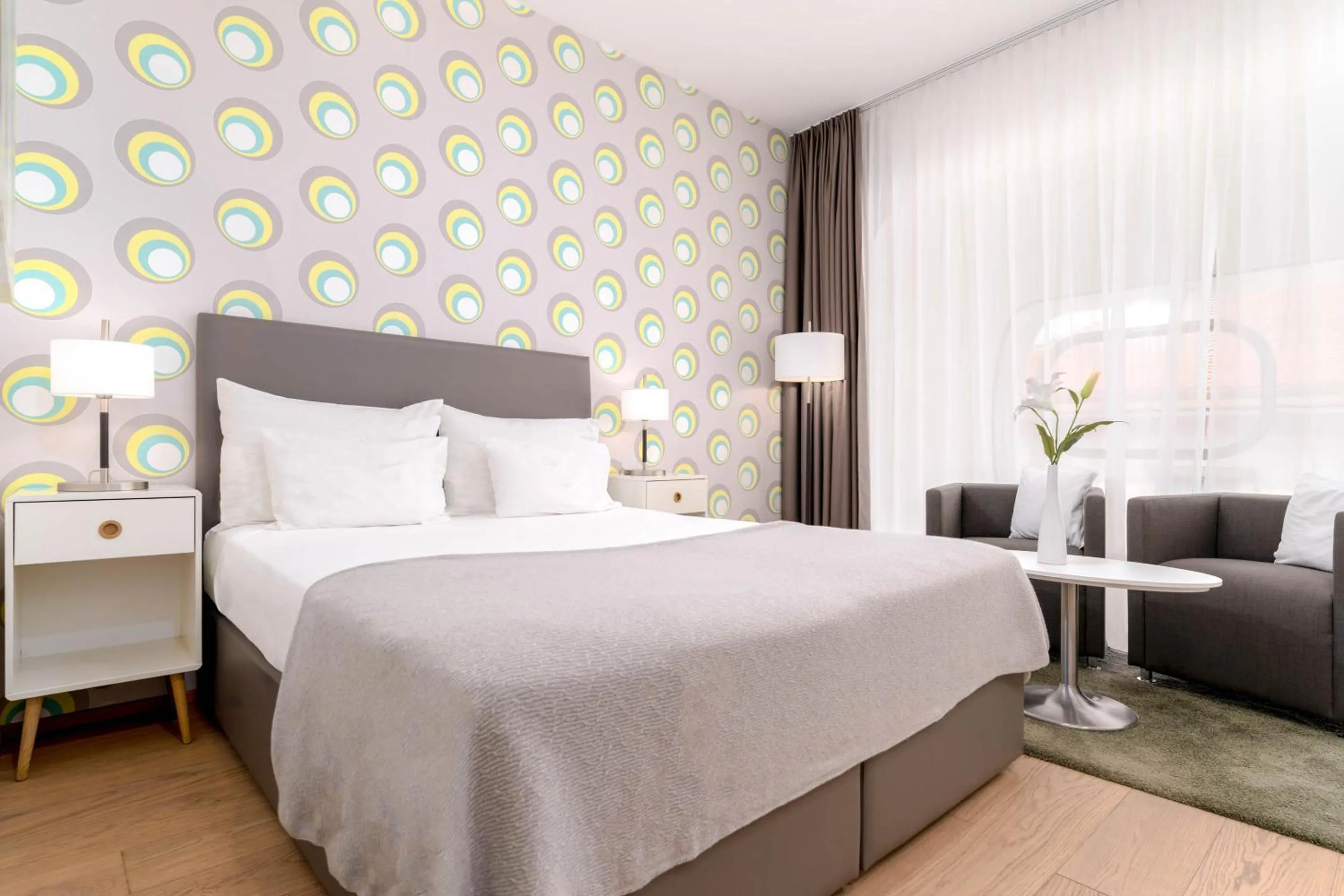 Bed in ARGOS Graz Serviced Apartments, kontaktlos mit Self Check-in