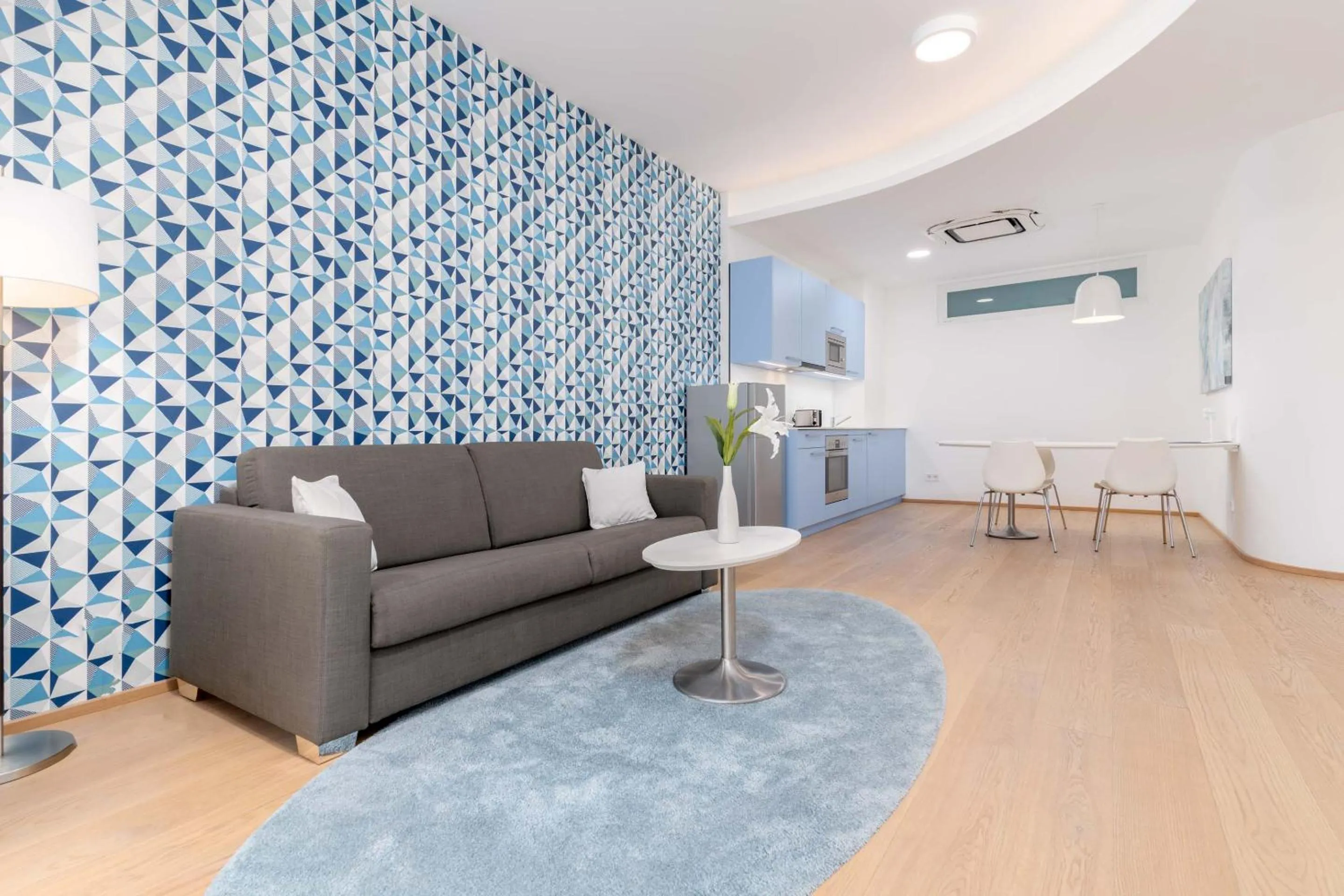 Living room in ARGOS Graz Serviced Apartments, kontaktlos mit Self Check-in