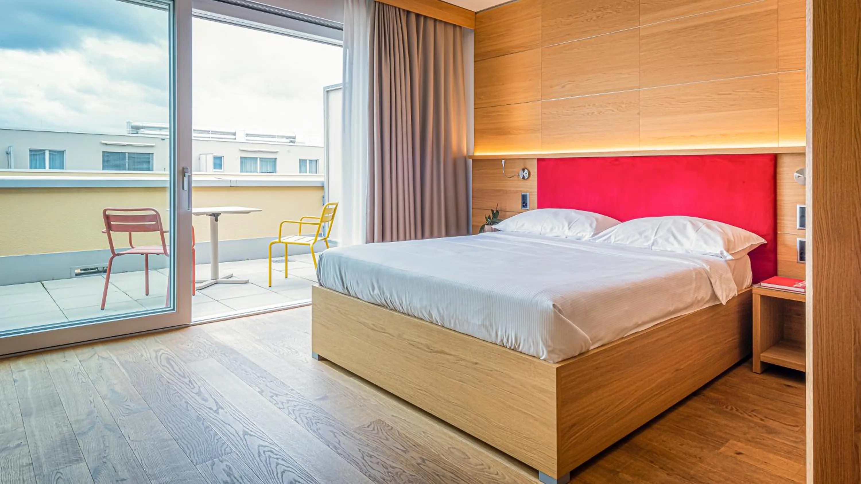 Bed in Los Lorentes Hotel Bern City