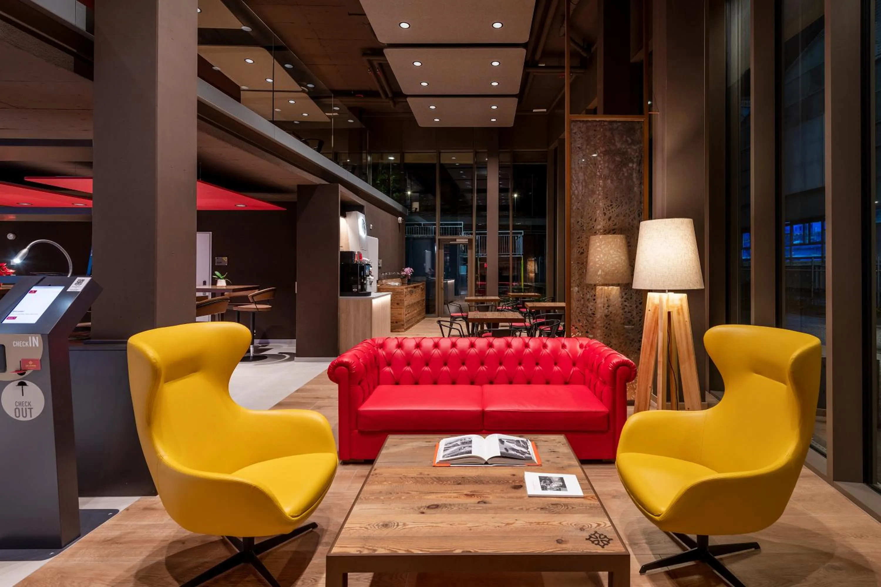 Restaurant/places to eat in Los Lorentes Hotel Bern City