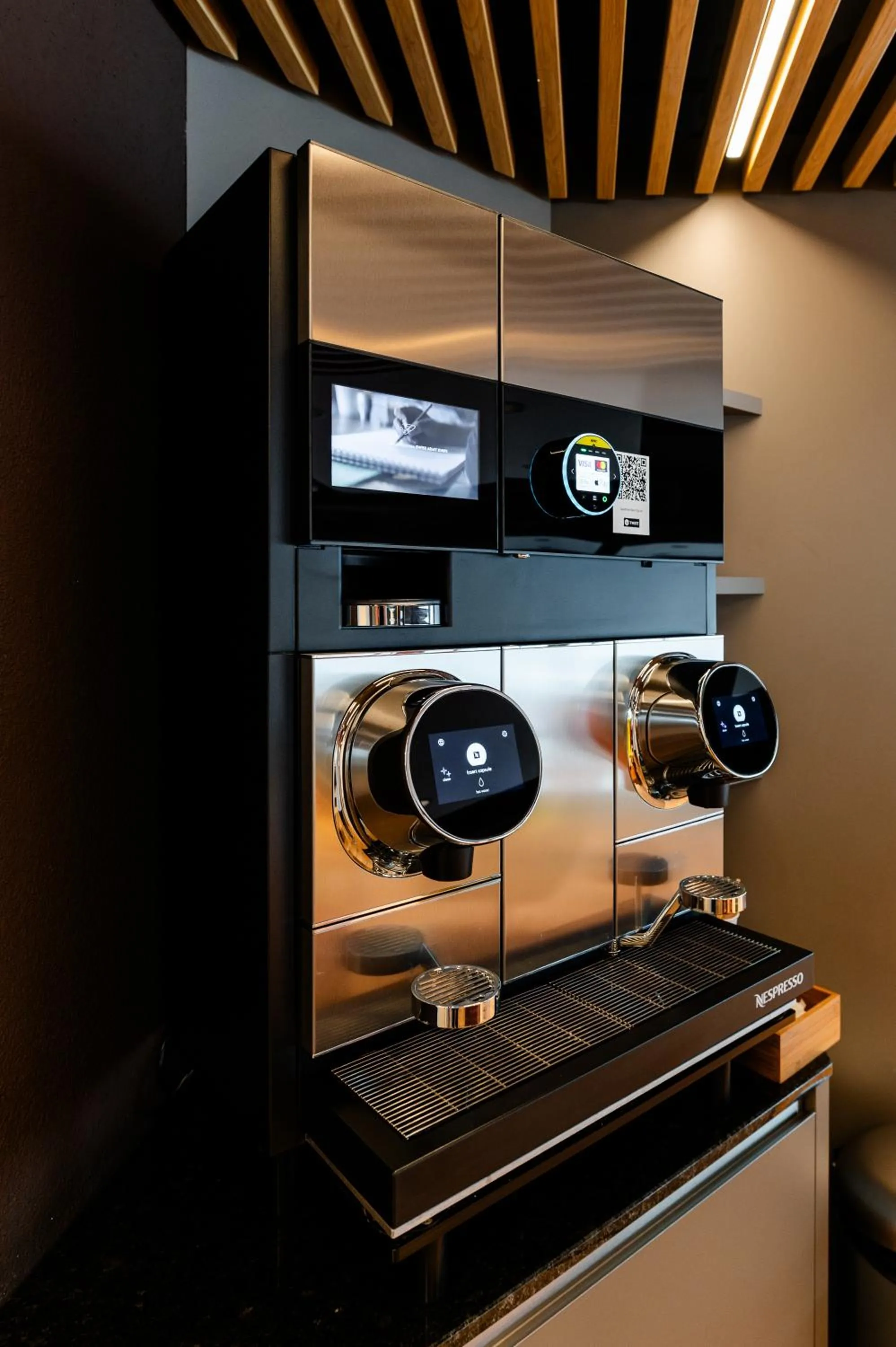 Coffee/tea facilities in Los Lorentes Hotel Bern City