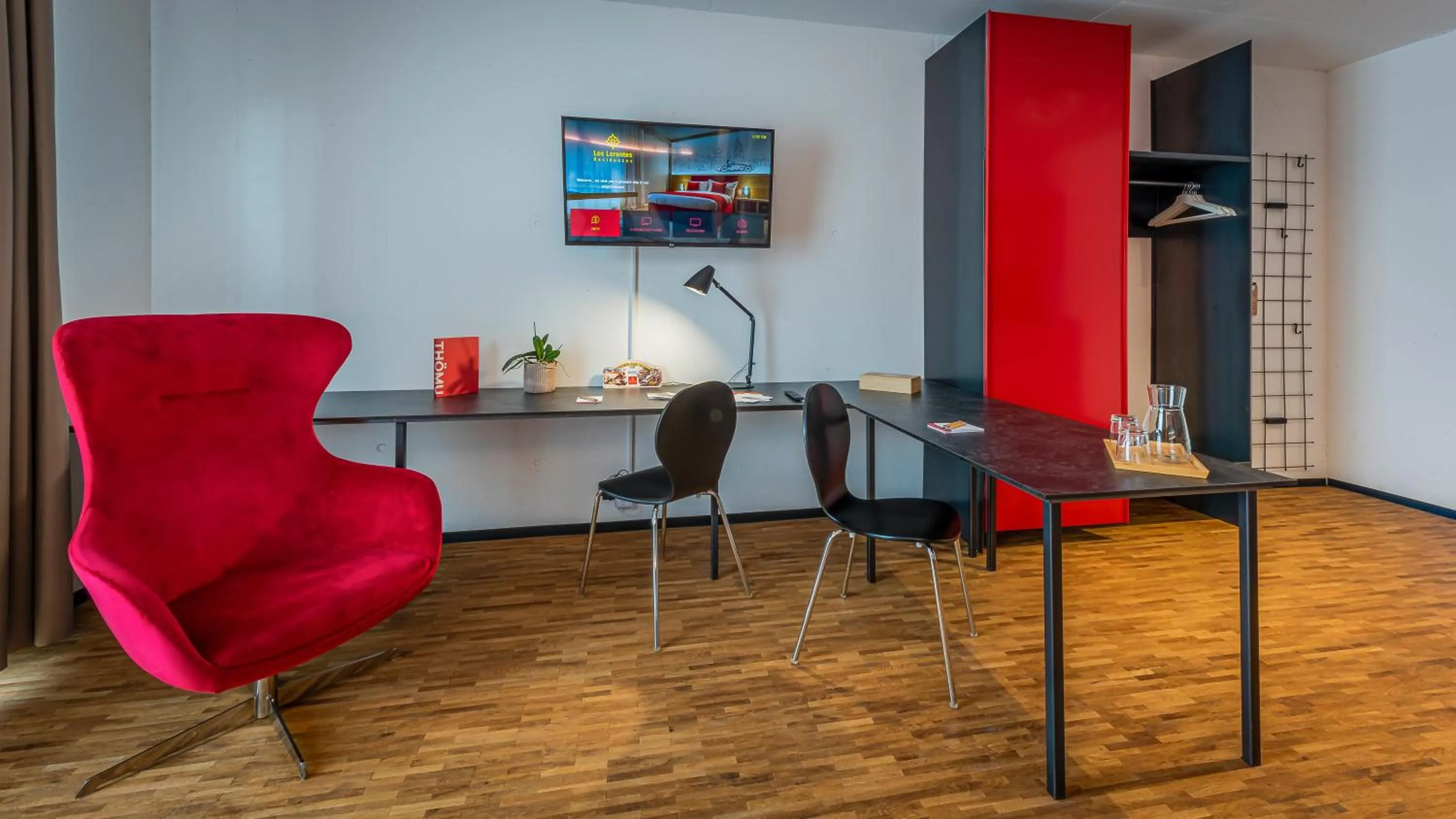 Seating area in Los Lorentes Hotel Bern City