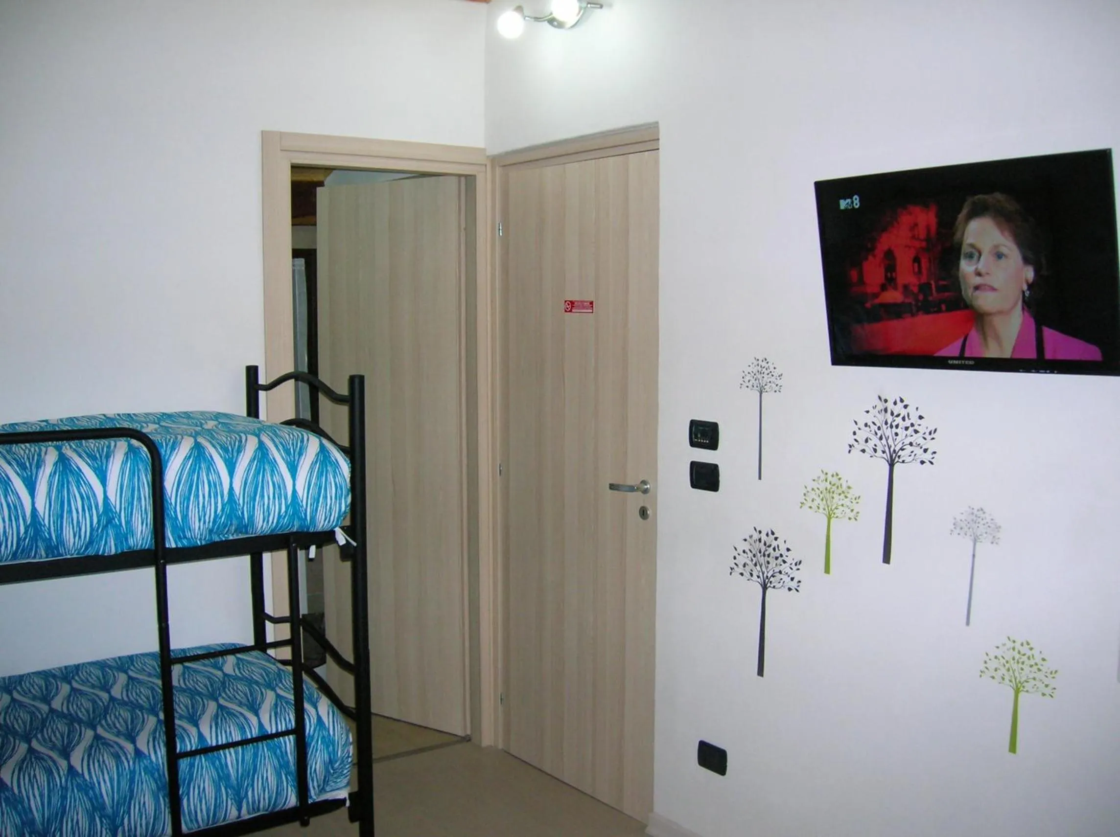 Decorative detail, Bed in Al Carotin