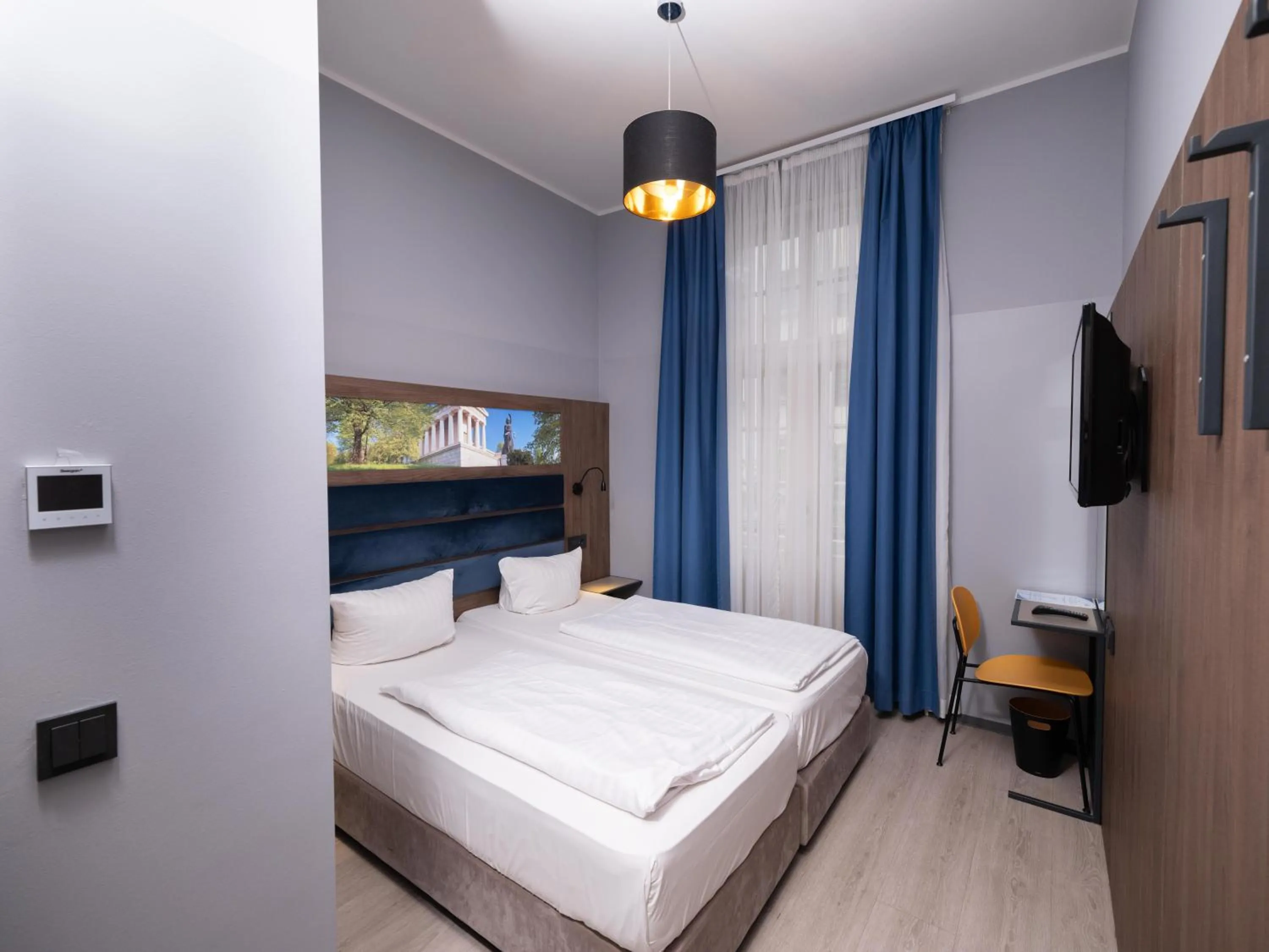 Photo of the whole room, Bed in Smart Stay Hotel Station