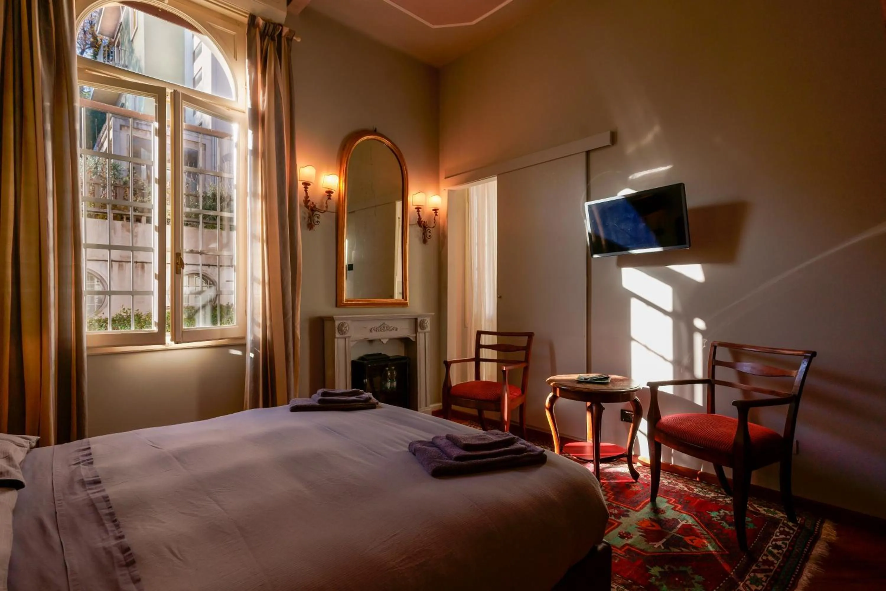 Bed in Ai tre cedri B&B