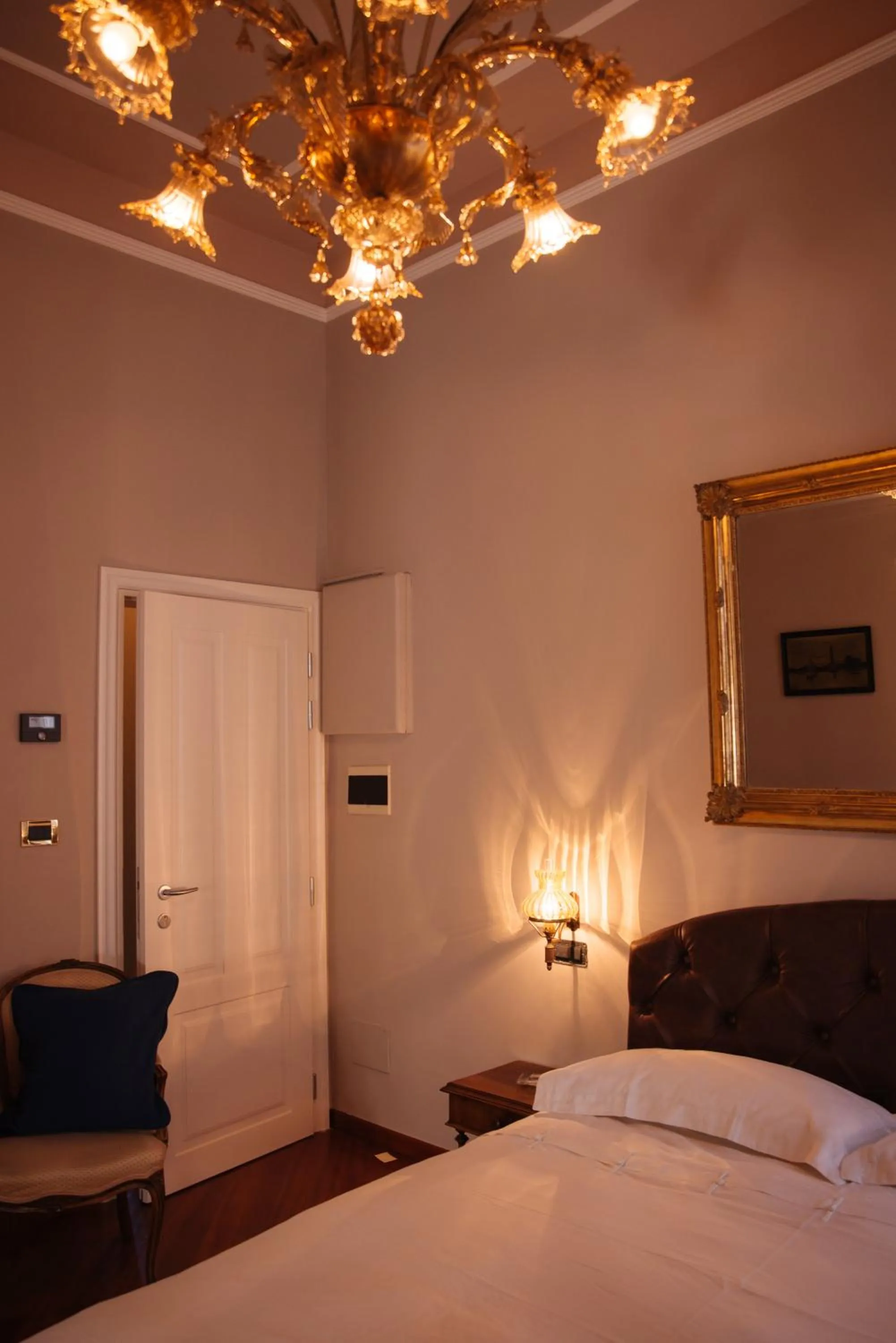 Bed in Ai tre cedri B&B