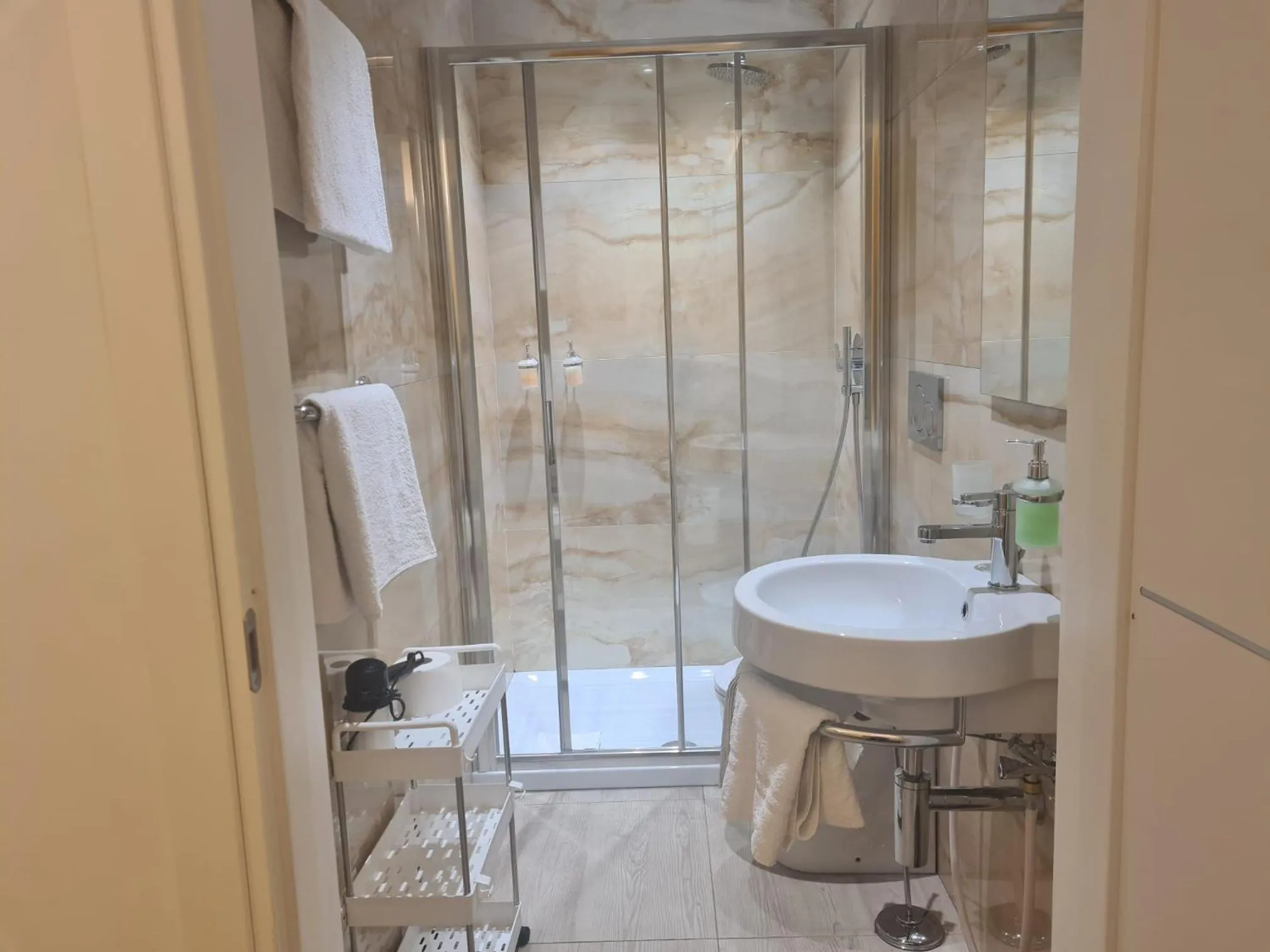 Bathroom in Central Savona